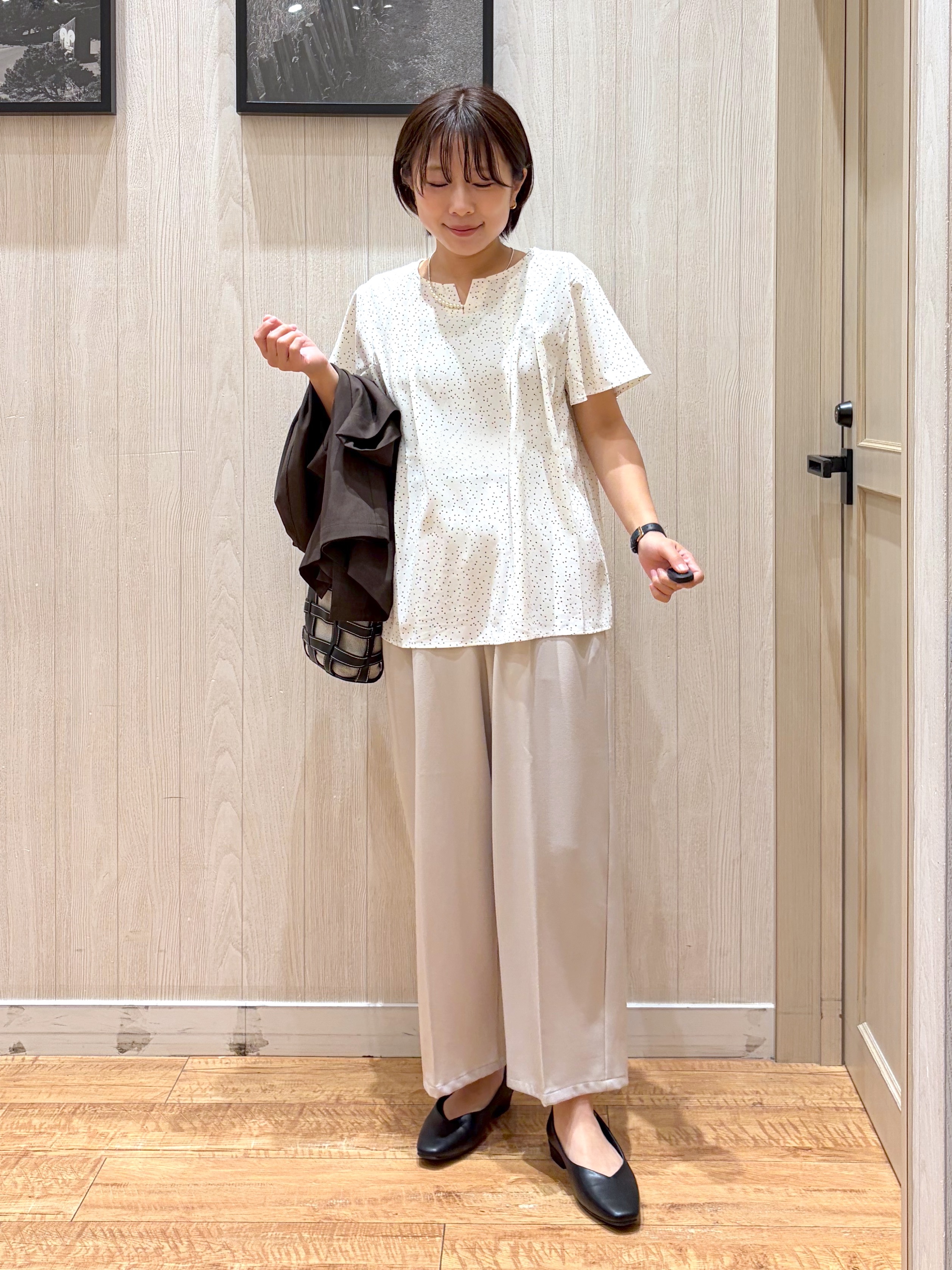 shirayuuuさんの「SHOO･LA･RUE｜【セットアップ可/洗濯後しわになりにくい/S-LL】半袖とろみテーラードジャケット」を使ったコーディネート