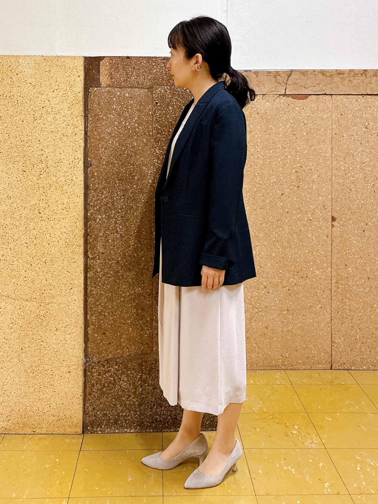 hattoriさんの「INDIVI｜【洗える／UVケア／麻調】シングルジャケット」を使ったコーディネート