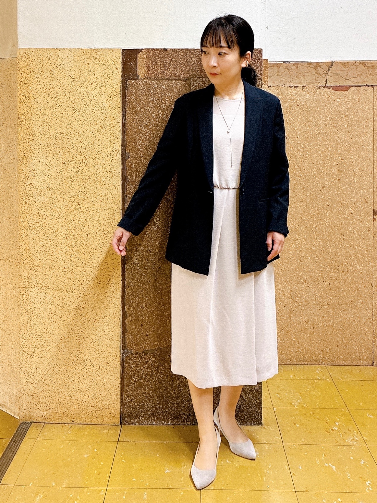 hattoriさんの「INDIVI｜【洗える／UVケア／麻調】シングルジャケット」を使ったコーディネート