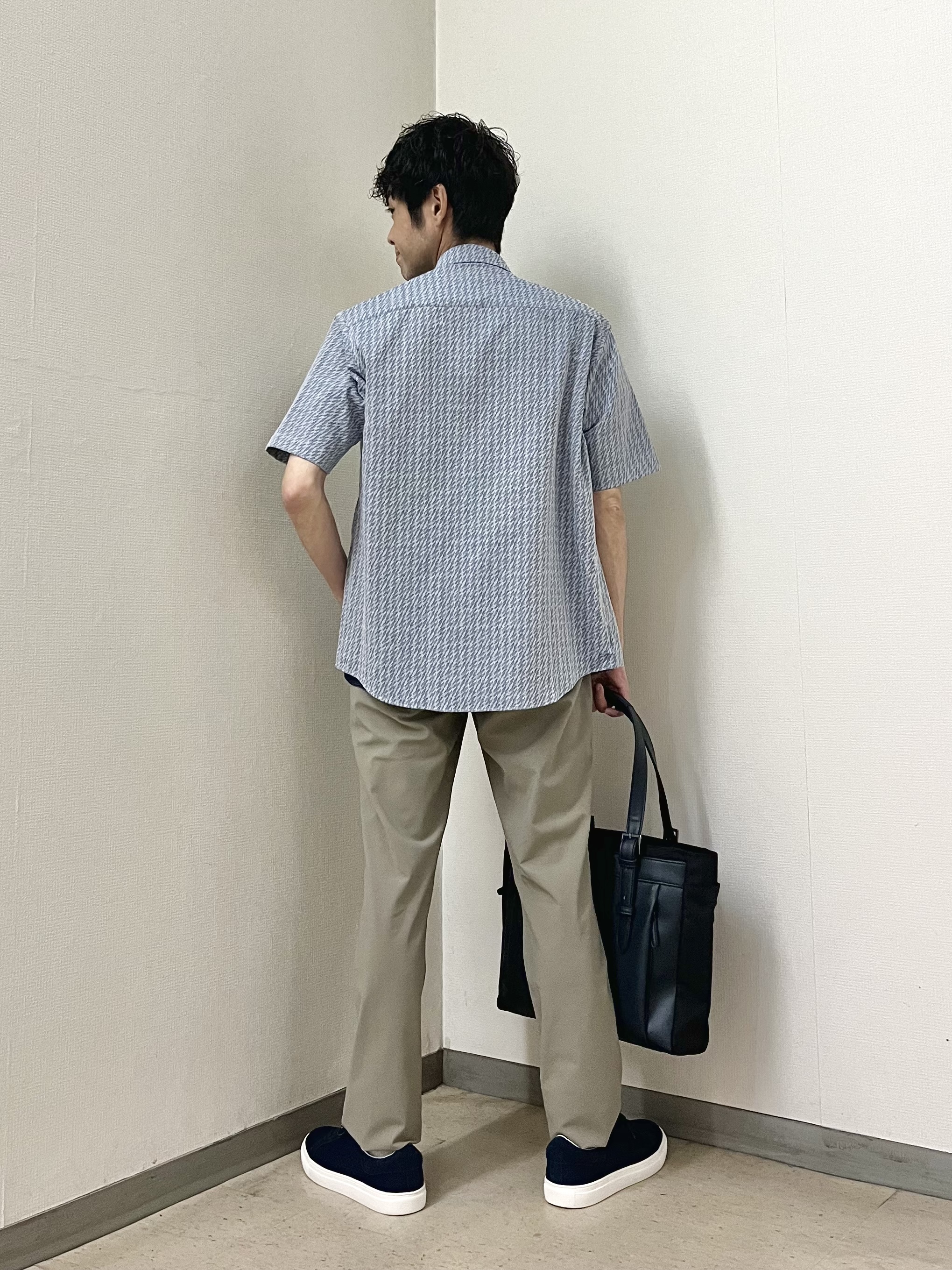 URAさんの「TAKEO KIKUCHI｜播州織り 千鳥 半袖シャツ」を使ったコーディネート