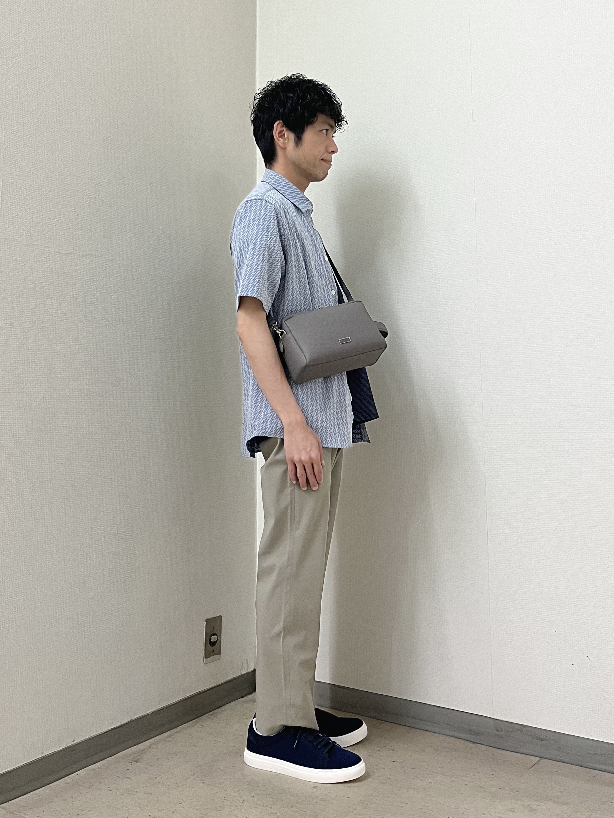 URAさんの「TAKEO KIKUCHI｜播州織り 千鳥 半袖シャツ」を使ったコーディネート