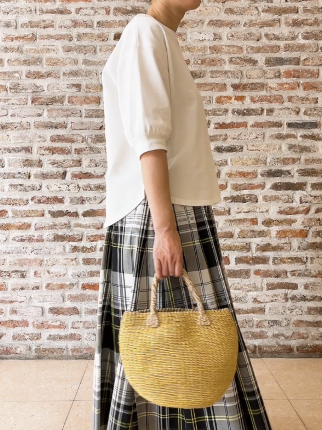Yasucoさんの「Dessin｜【360度可愛い】バックヘンリーカットソー5分袖」を使ったコーディネート