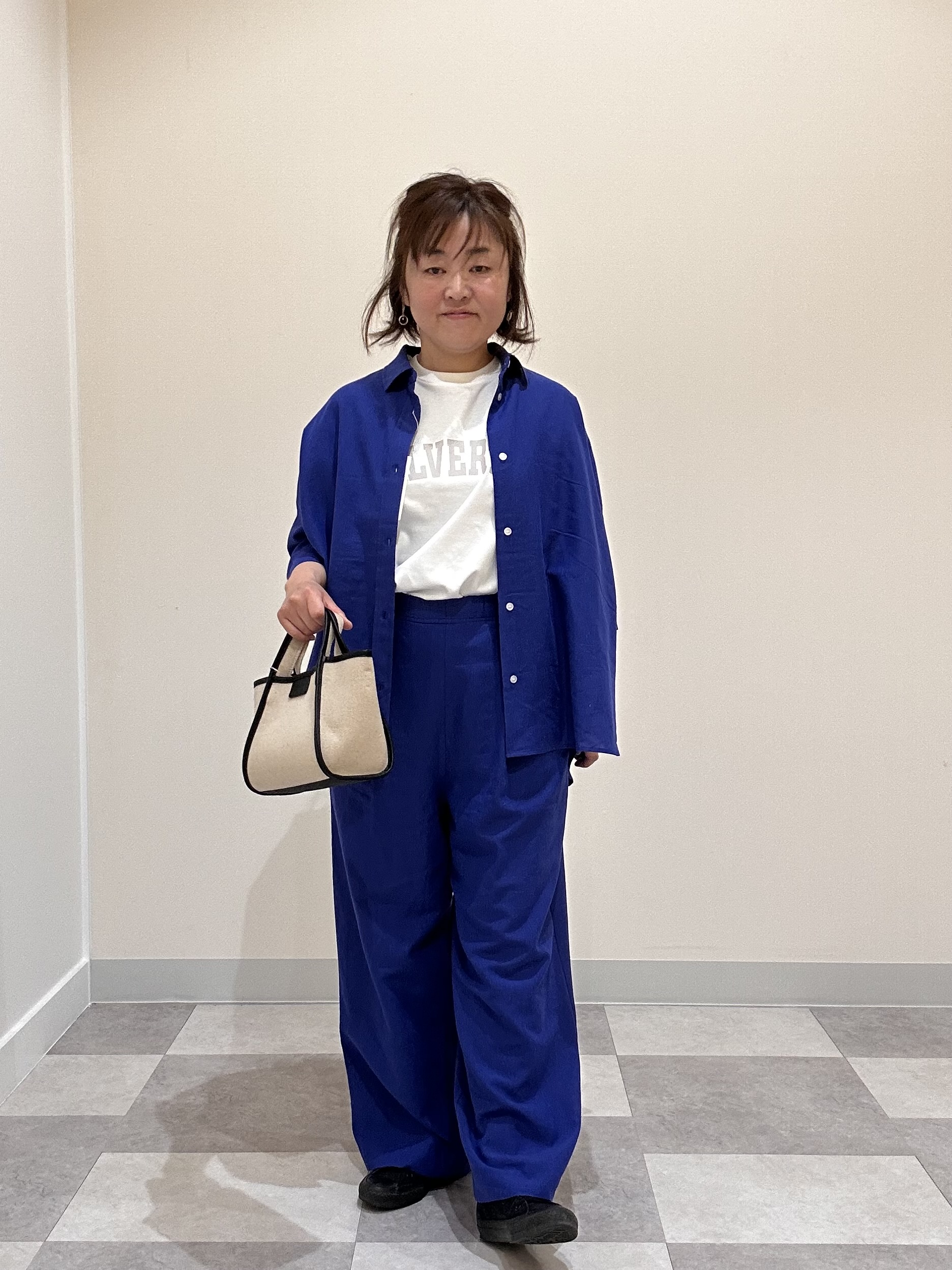 Aiさんの「Dessin｜【セットアップ可/洗える】リネンブレンドドルマンシャツ」を使ったコーディネート
