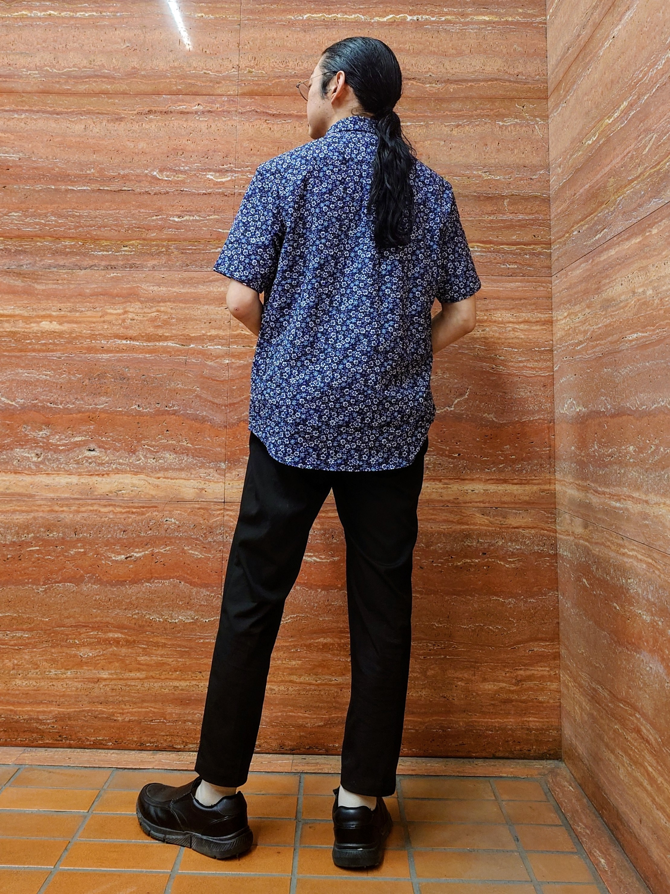 かしげるさんの「TAKEO KIKUCHI｜リップル小花シャツ」を使ったコーディネート