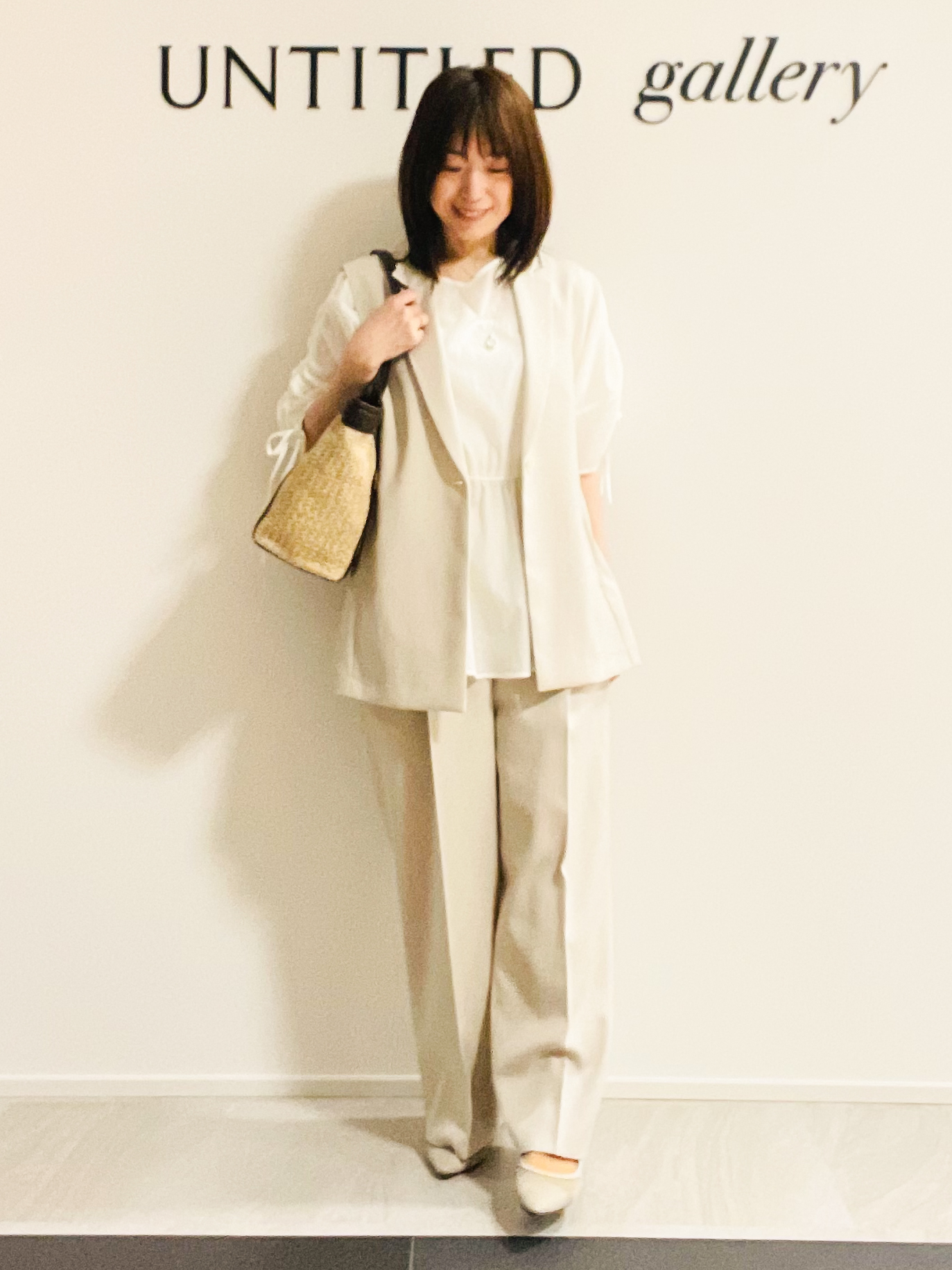 めいさんの「UNTITLED｜【通気性あり／涼しい／マシンウォッシャブル】ウエストギャザーブラウス」を使ったコーディネート