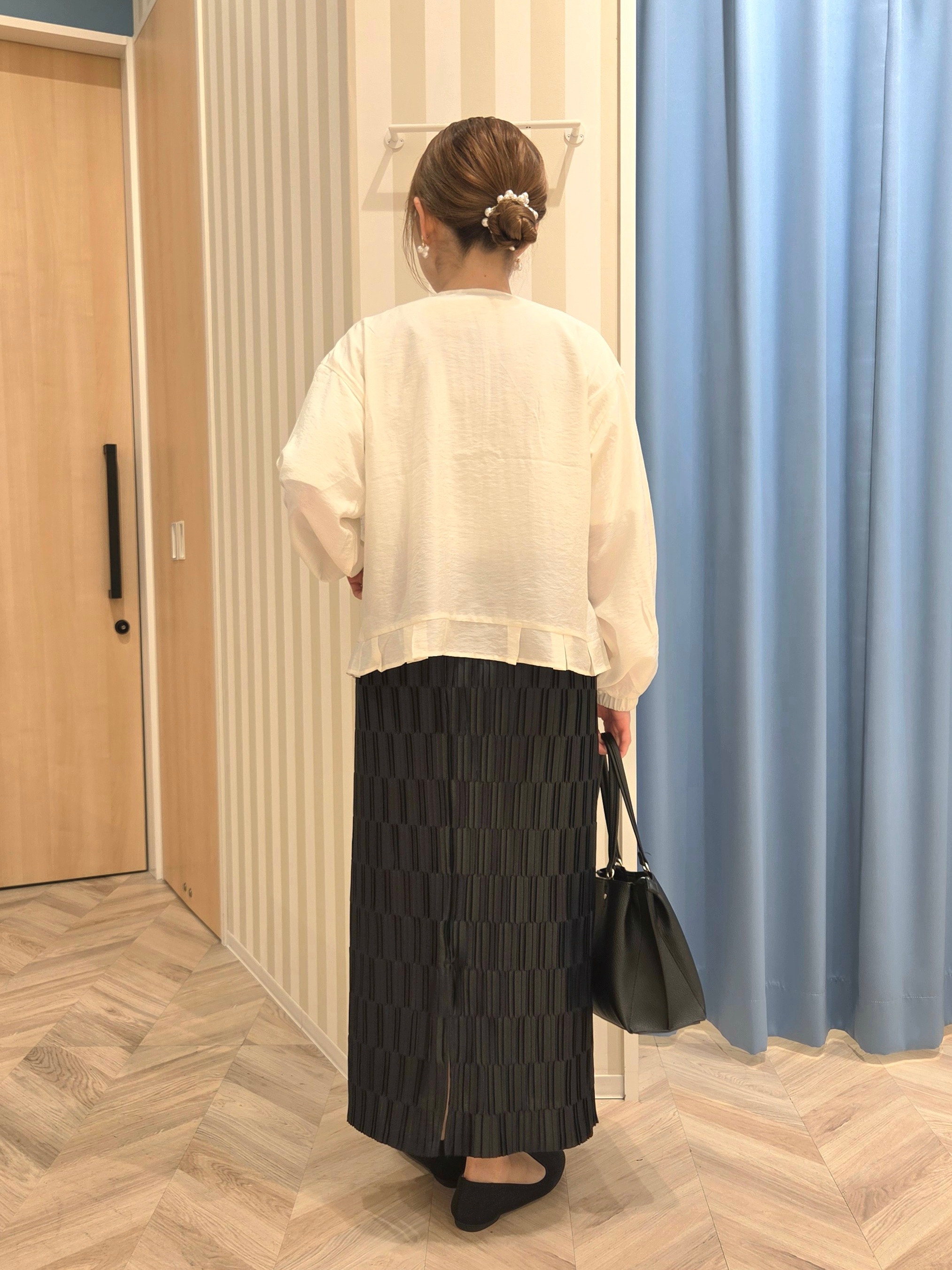 Ikumiさんの「SHOO･LA･RUE｜【洗濯機可/UV/S-LL】程よい透け感 ノーカラーシアーブルゾン」を使ったコーディネート