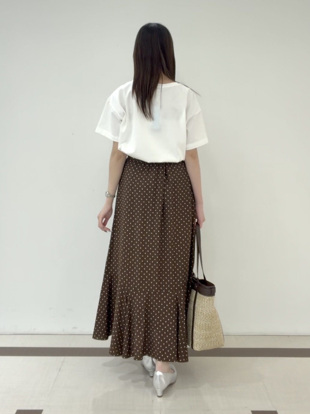 yukaさんの「Reflect｜【接触冷感】ラインアート刺繍Tシャツ」を使ったコーディネート