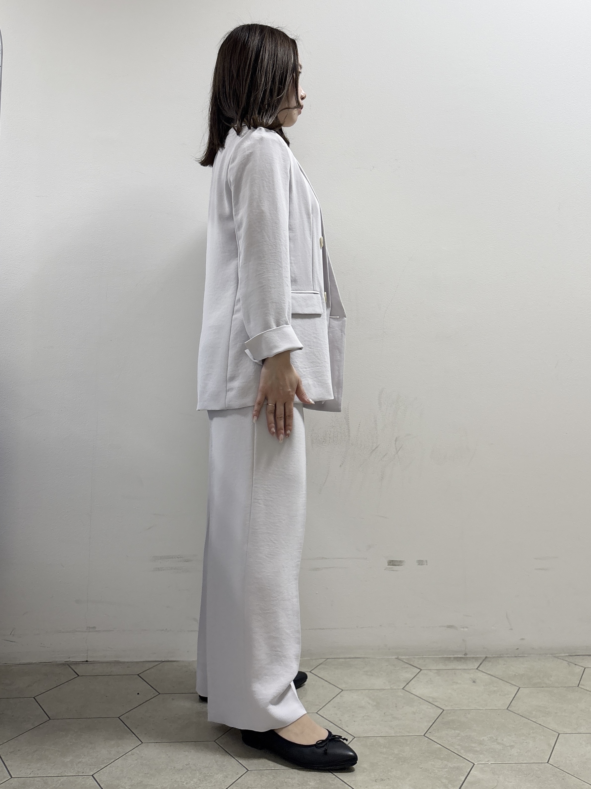 kahoさんの「INDIVI｜【洗える／多機能／SETUP可】着る日傘ダブルジャケット」を使ったコーディネート
