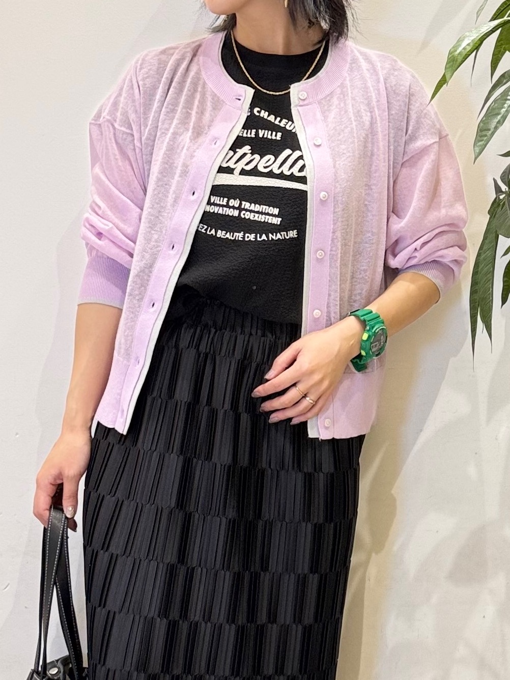 misakiさんの「SHOO･LA･RUE｜【S-LL/洗濯機可】1枚でこなれ見え 配色シアーカーディガン」を使ったコーディネート