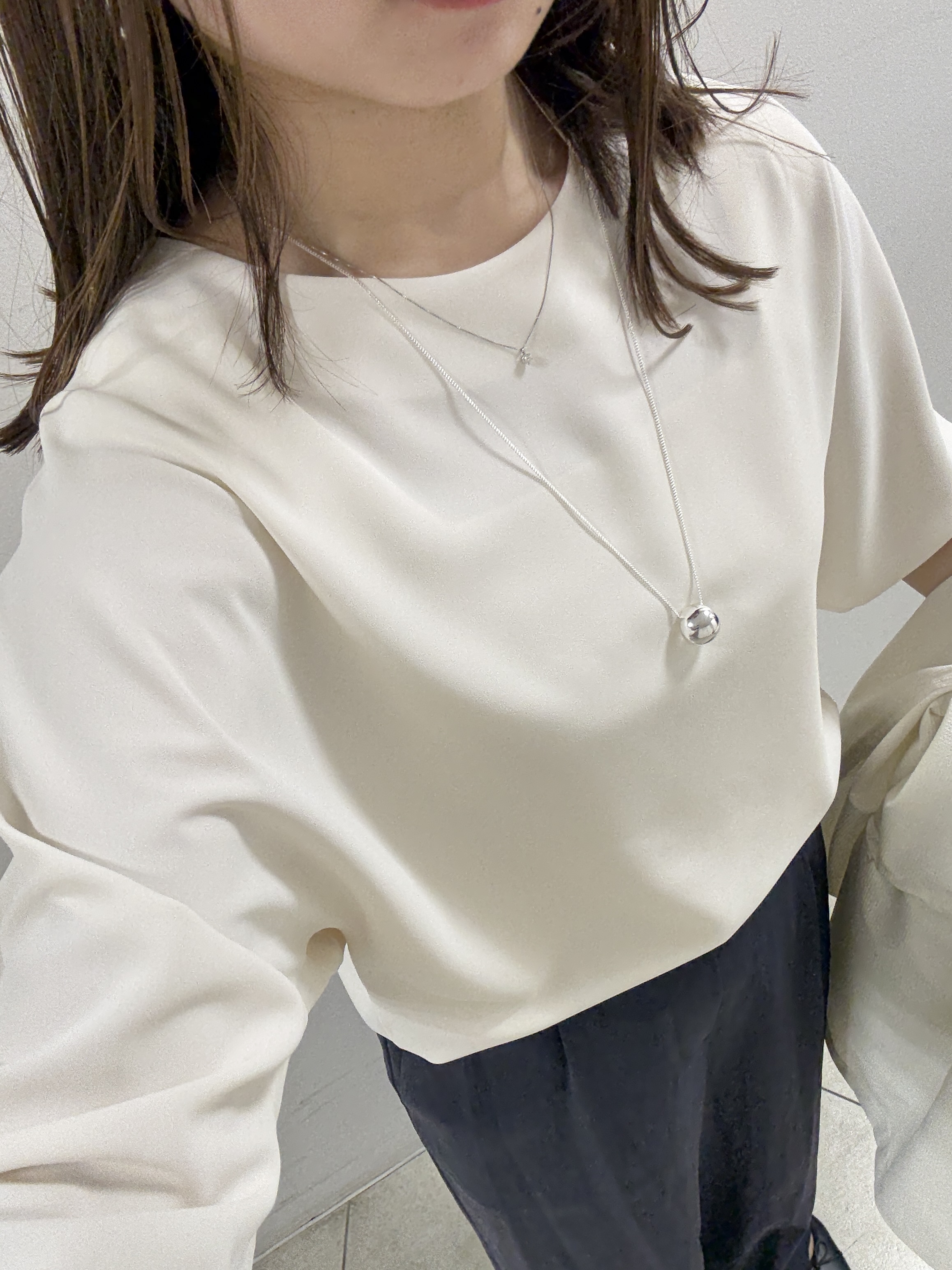 kahoさんの「INDIVI｜【さらに軽く軽快！／着る日傘】ドルマントップス」を使ったコーディネート