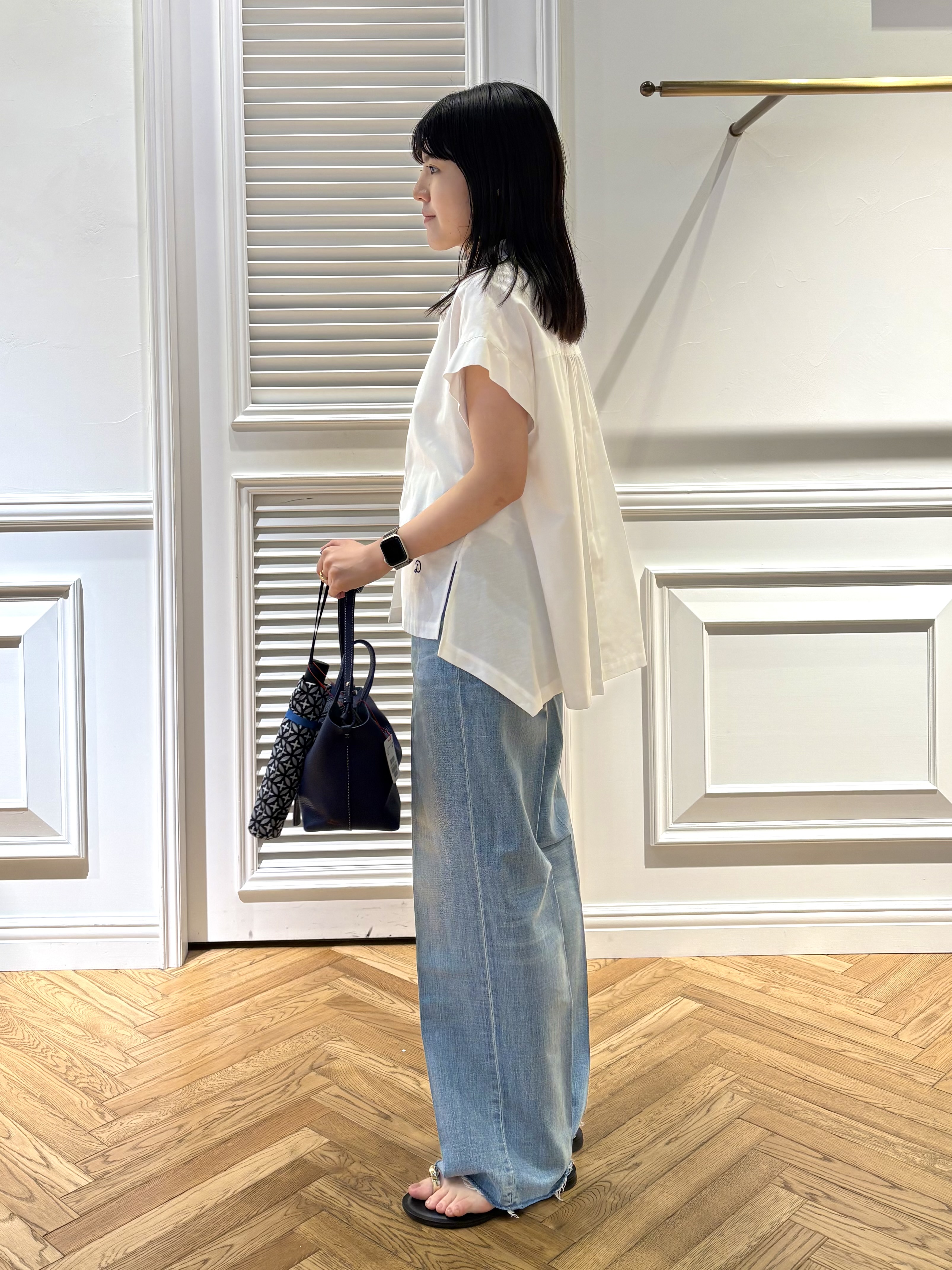 cocoさんの「DRESSTERIOR｜【毎年人気/ウォッシャブル】バックフレアオックスシャツ」を使ったコーディネート