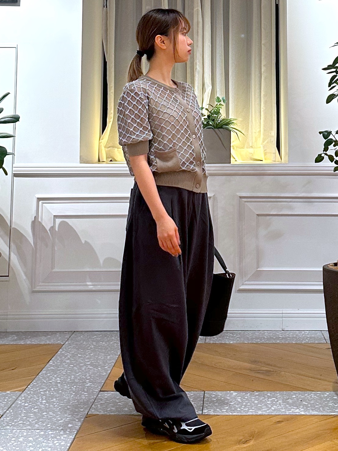 なべこさんの「DRESSTERIOR｜【ウォッシャブル】フィッシュネットニットシャツカーディガン」を使ったコーディネート