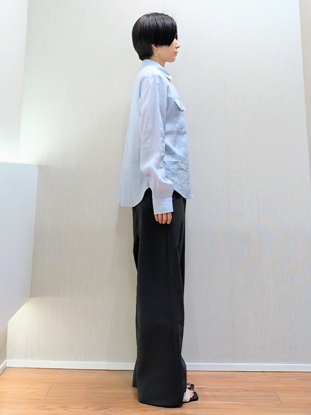 ミズタさんの「UNTITLED｜【古畑星夏さん着用/接触冷感】ドライタッチシャツ」を使ったコーディネート