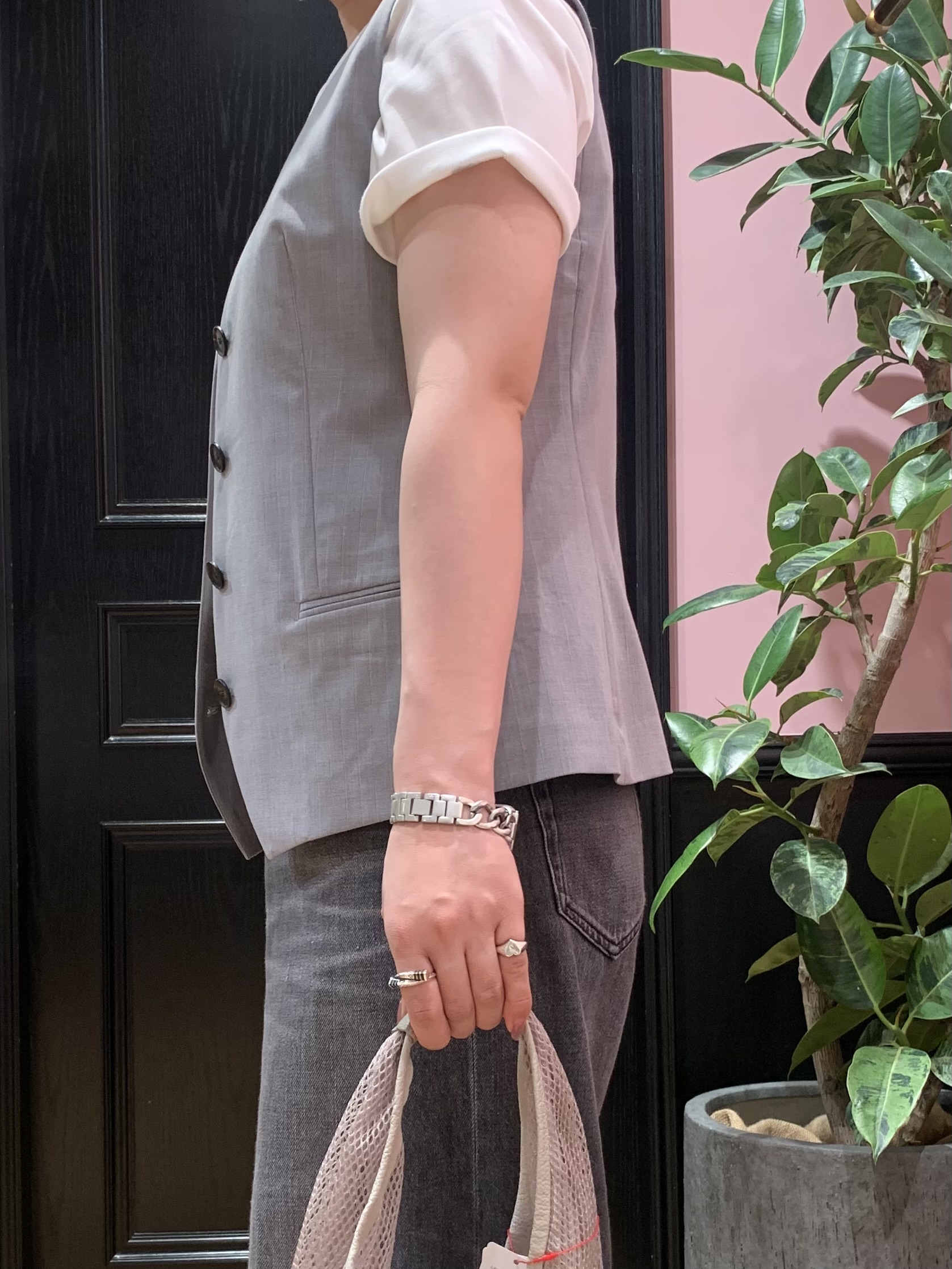 SAKAIさんの「DRESSTERIOR｜【接触冷感／抗菌防臭／消臭】アイスクリアコットンTシャツ」を使ったコーディネート