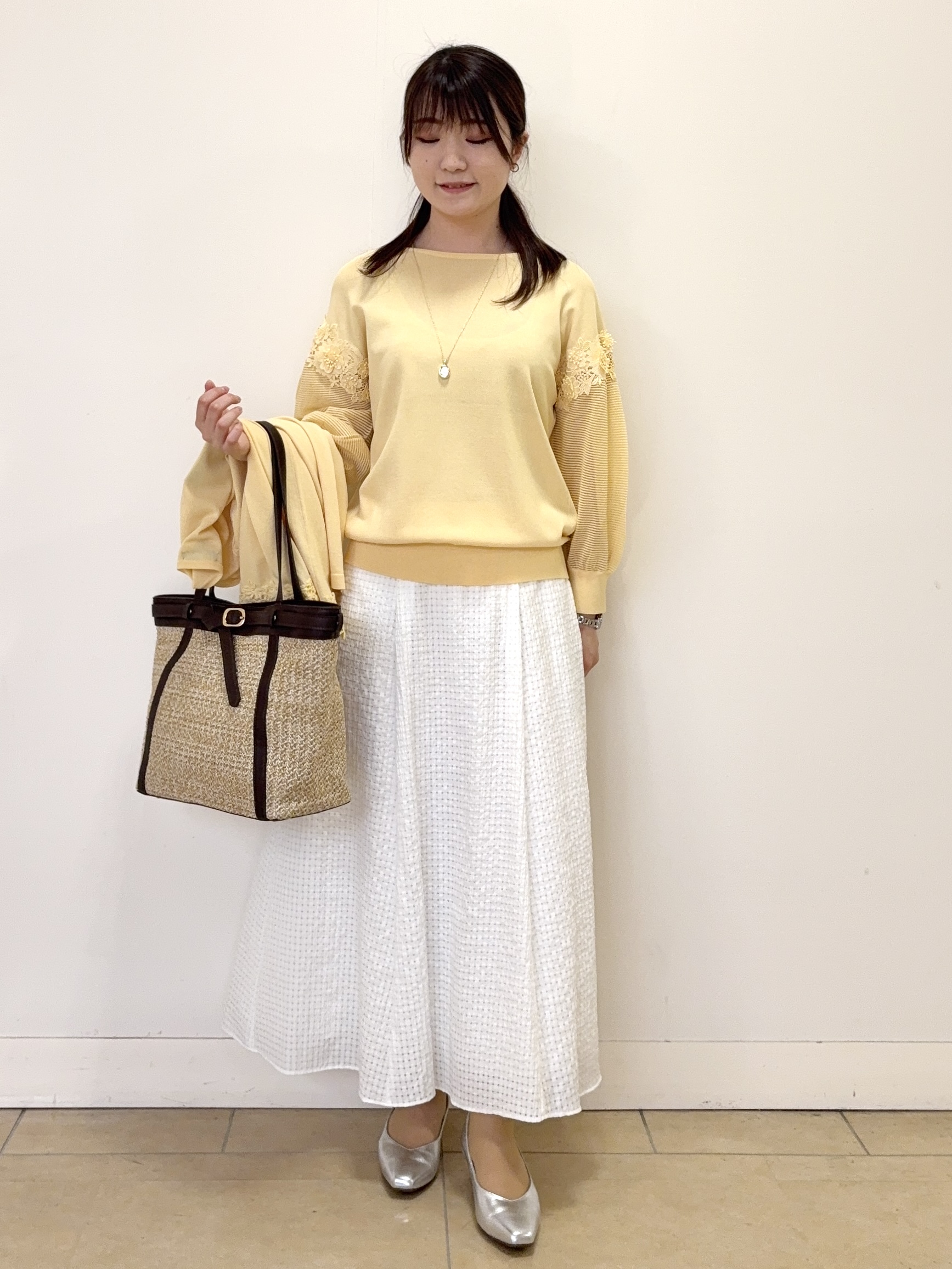 mikiさんの「Reflect｜レースデザイン ニットカーディガン」を使ったコーディネート