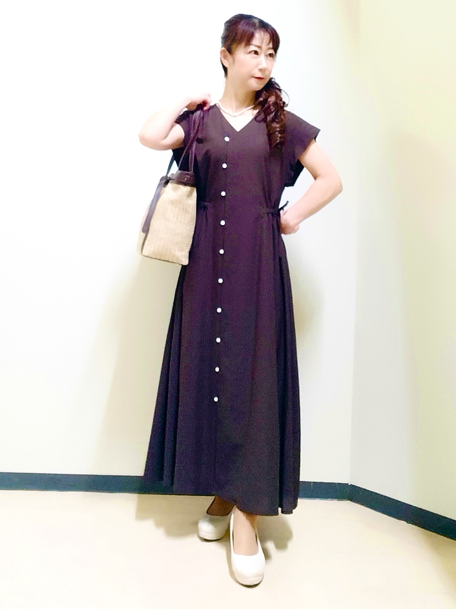 花さんの「Reflect｜【通気性あり／涼しい／マシンウォッシャブル】フロントボタンワンピース」を使ったコーディネート