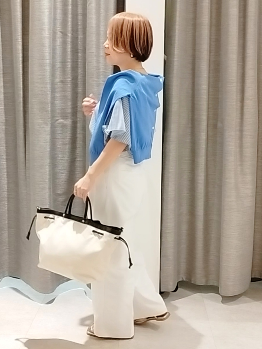s u g iさんの「UNTITLED｜【9色展開/アンサンブル可】コットンクルーネックカーディガン」を使ったコーディネート
