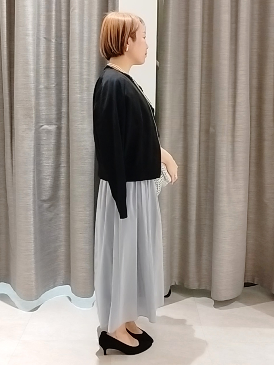 s u g iさんの「UNTITLED｜【アンサンブル可/日除け・冷房対策】シアーレーヨンZIPカーディガン」を使ったコーディネート