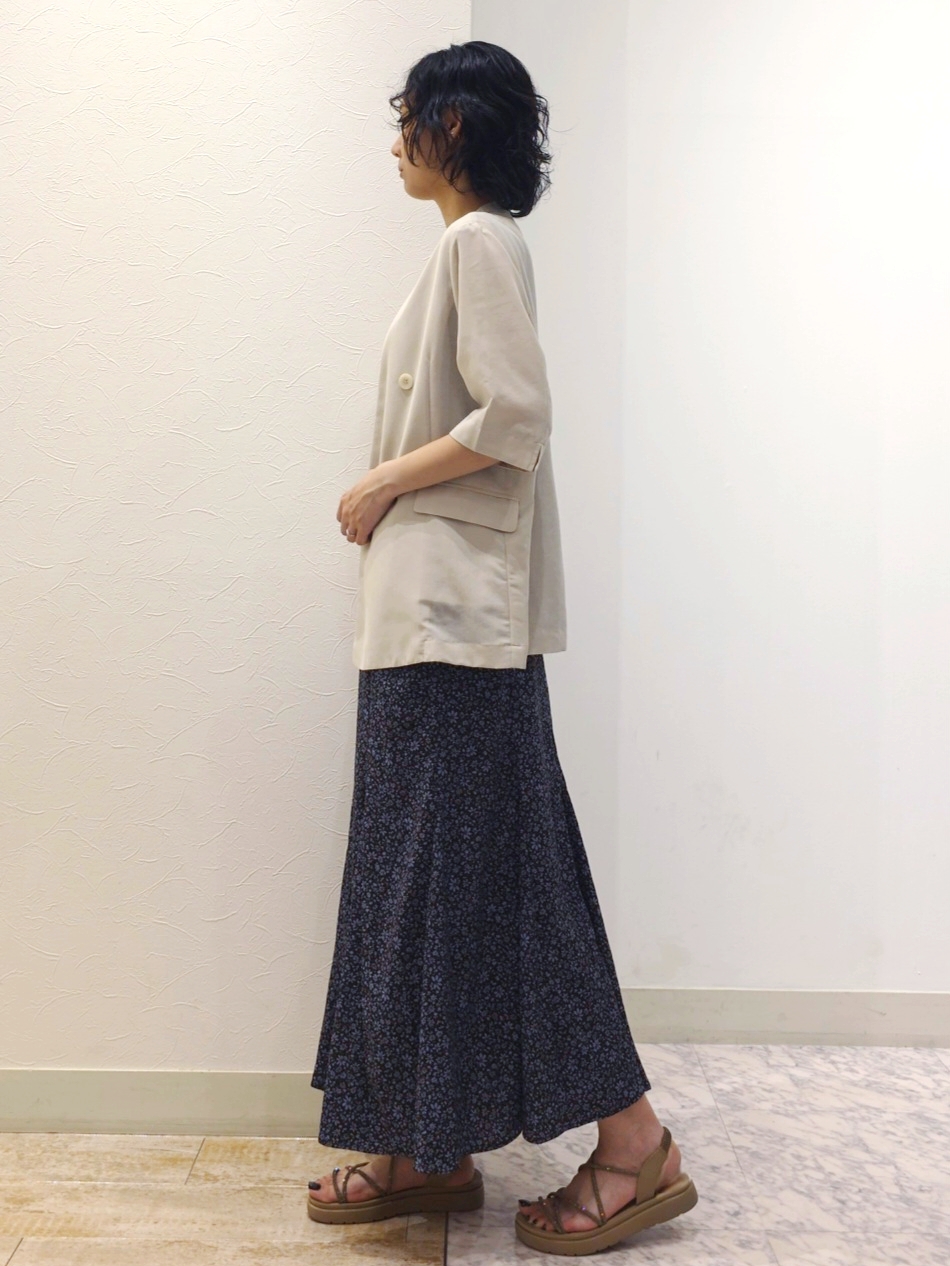 ケイさんの「grove｜【洗濯機OK/ひんやり】軽く羽織れるハーフスリーブジャケット」を使ったコーディネート