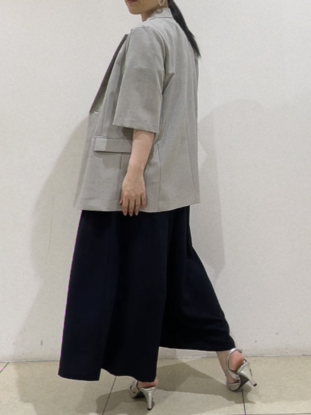 watanabeさんの「UNTITLED｜【シワになりにくい/セットアップ可/接触冷感】ハーフスリーブジャケット」を使ったコーディネート