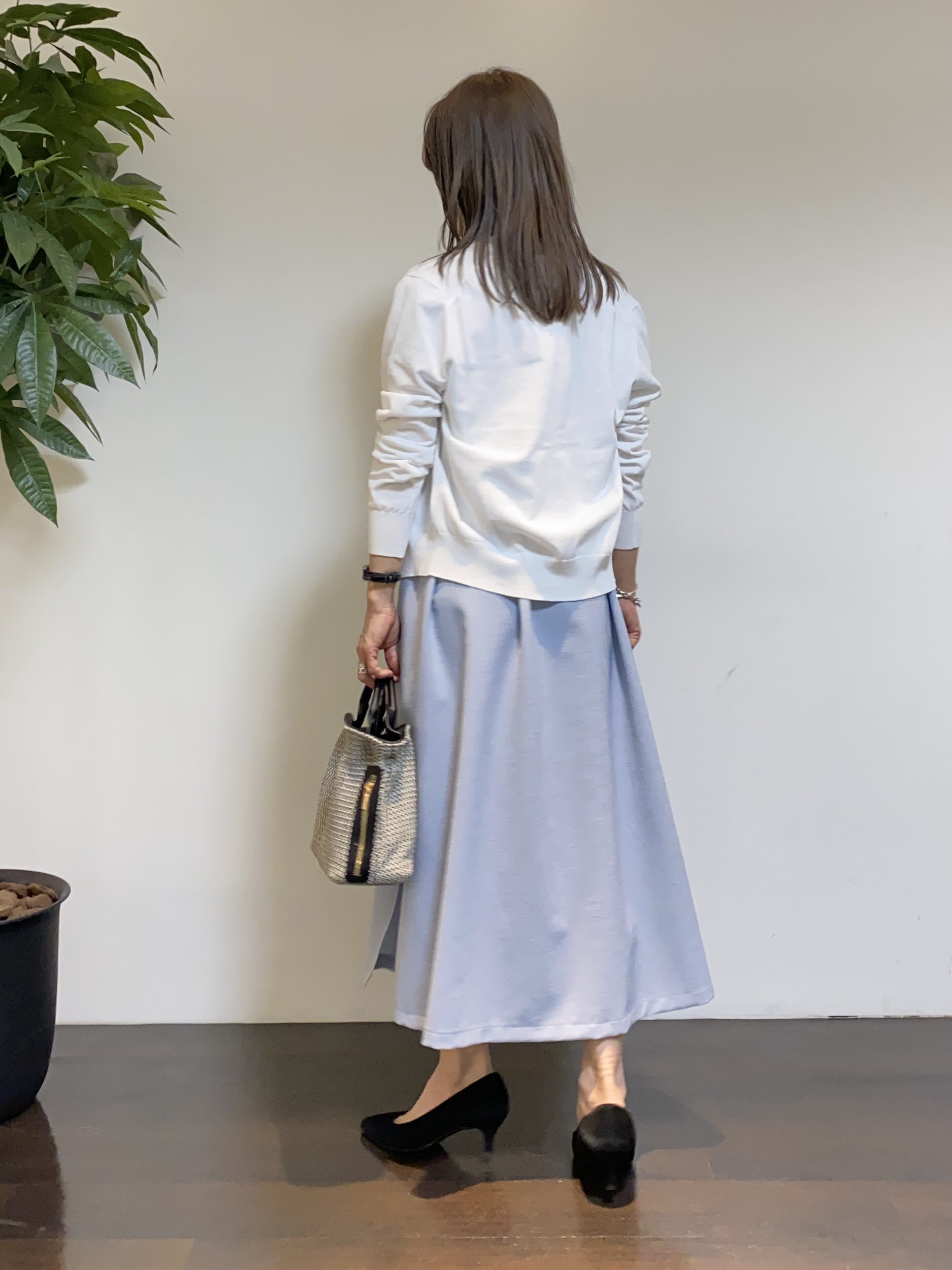 tomoさんの「UNTITLED｜【9色展開/アンサンブル可】コットンクルーネックカーディガン」を使ったコーディネート