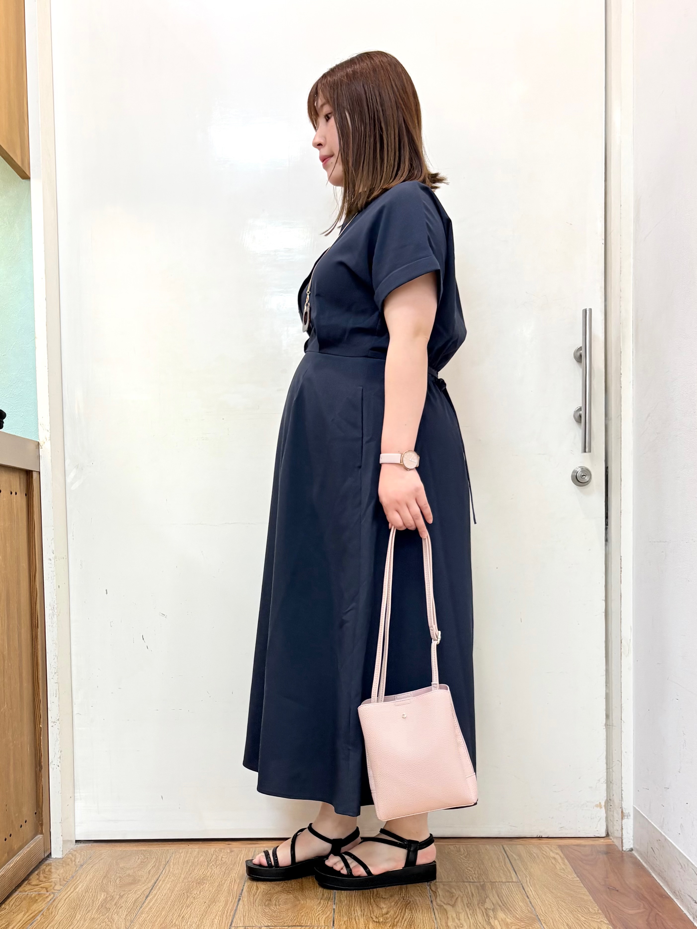 だいわさんの「SHOO･LA･RUE｜【洗濯機可／洗濯後しわになりにくい】ウエストタックフレンチワンピース」を使ったコーディネート