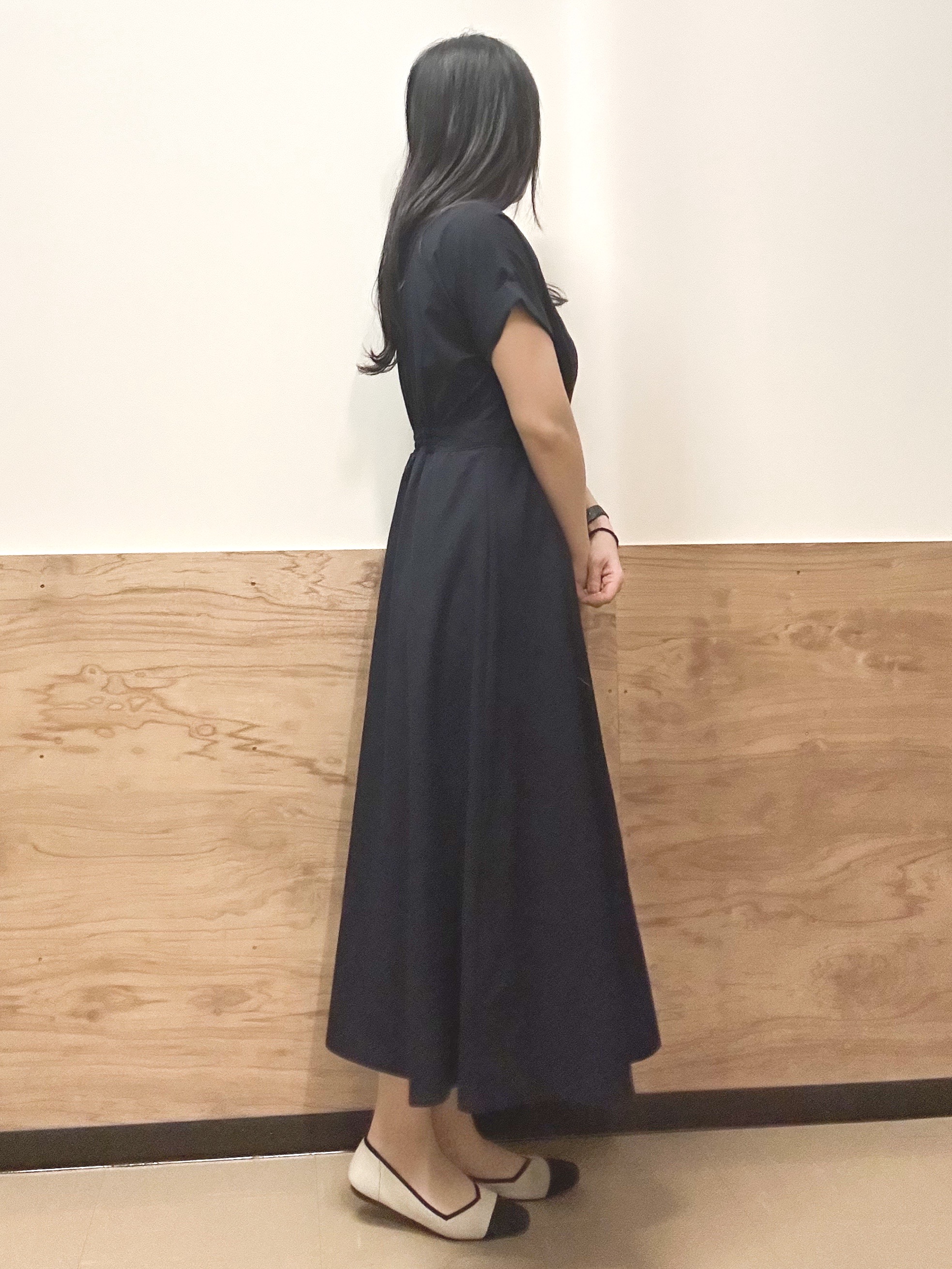 すーさんの「grove｜【洗える】さらっと軽やか、カシュクール風サッカーワンピース」を使ったコーディネート