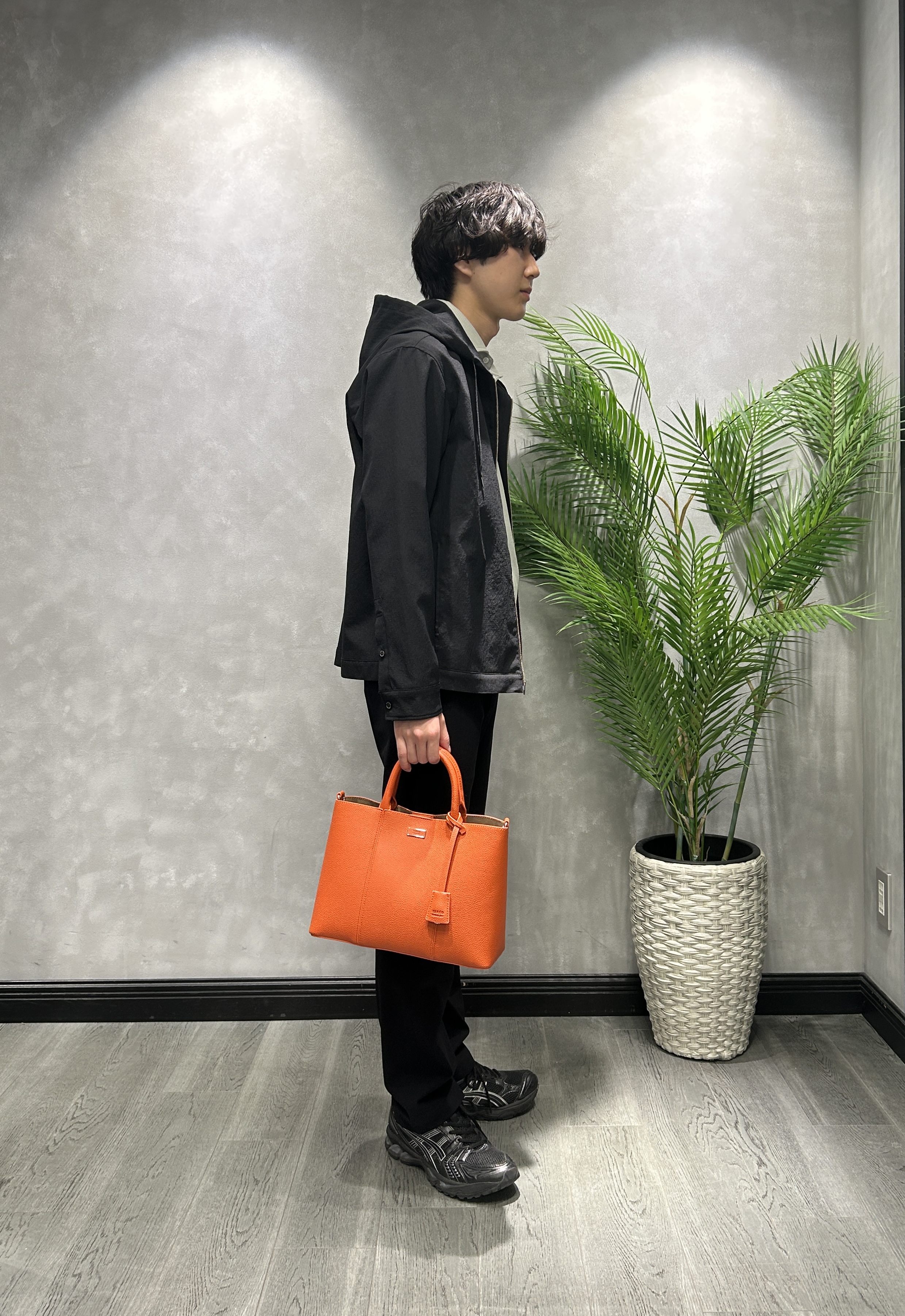 ruiさんの「TAKEO KIKUCHI｜【撥水・洗える・シワになりにくい】 リランチェ（R） フードブルゾン」を使ったコーディネート