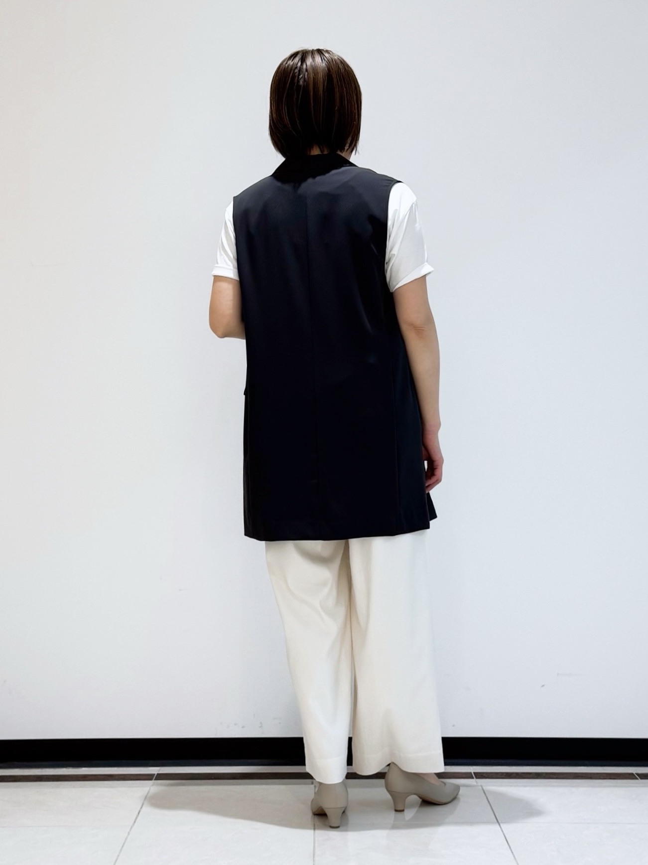 mikaさんの「INDIVI｜【UVケア／選べるグラフィック】スムースジャージTシャツ」を使ったコーディネート