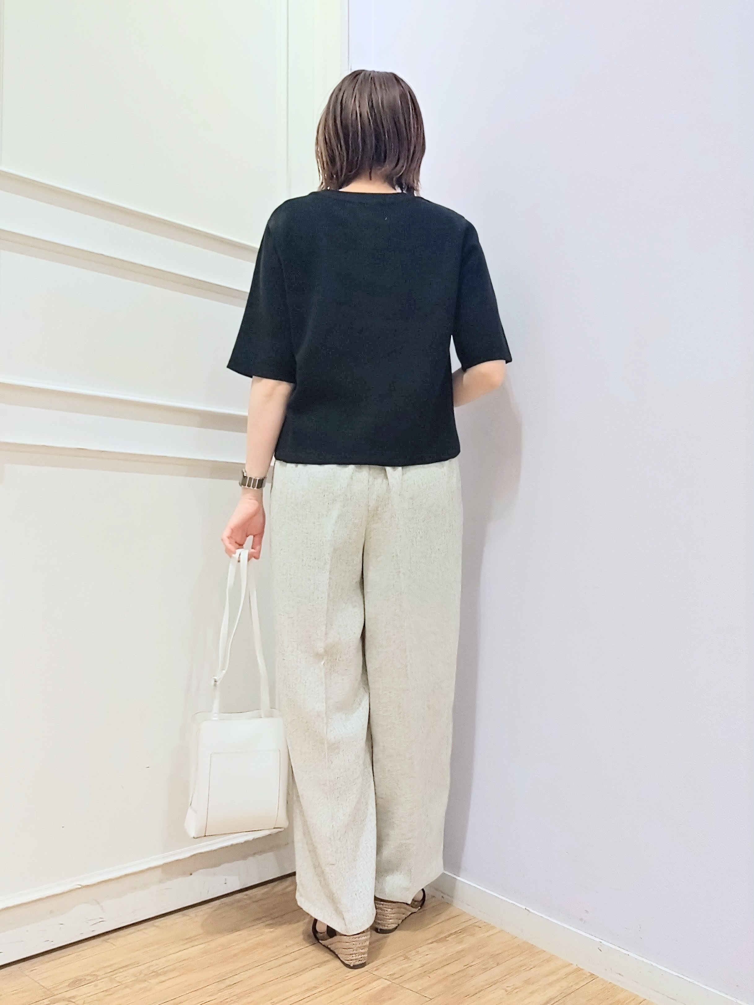 miomioさんの「SHOO･LA･RUE｜【S-LL/洗濯機可】金ボタン5分袖カーディガン」を使ったコーディネート