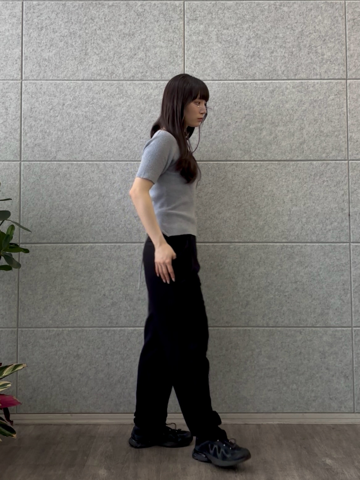 ibukiさんの「INDIVI｜フォルムポケットジョガーパンツ」を使ったコーディネート