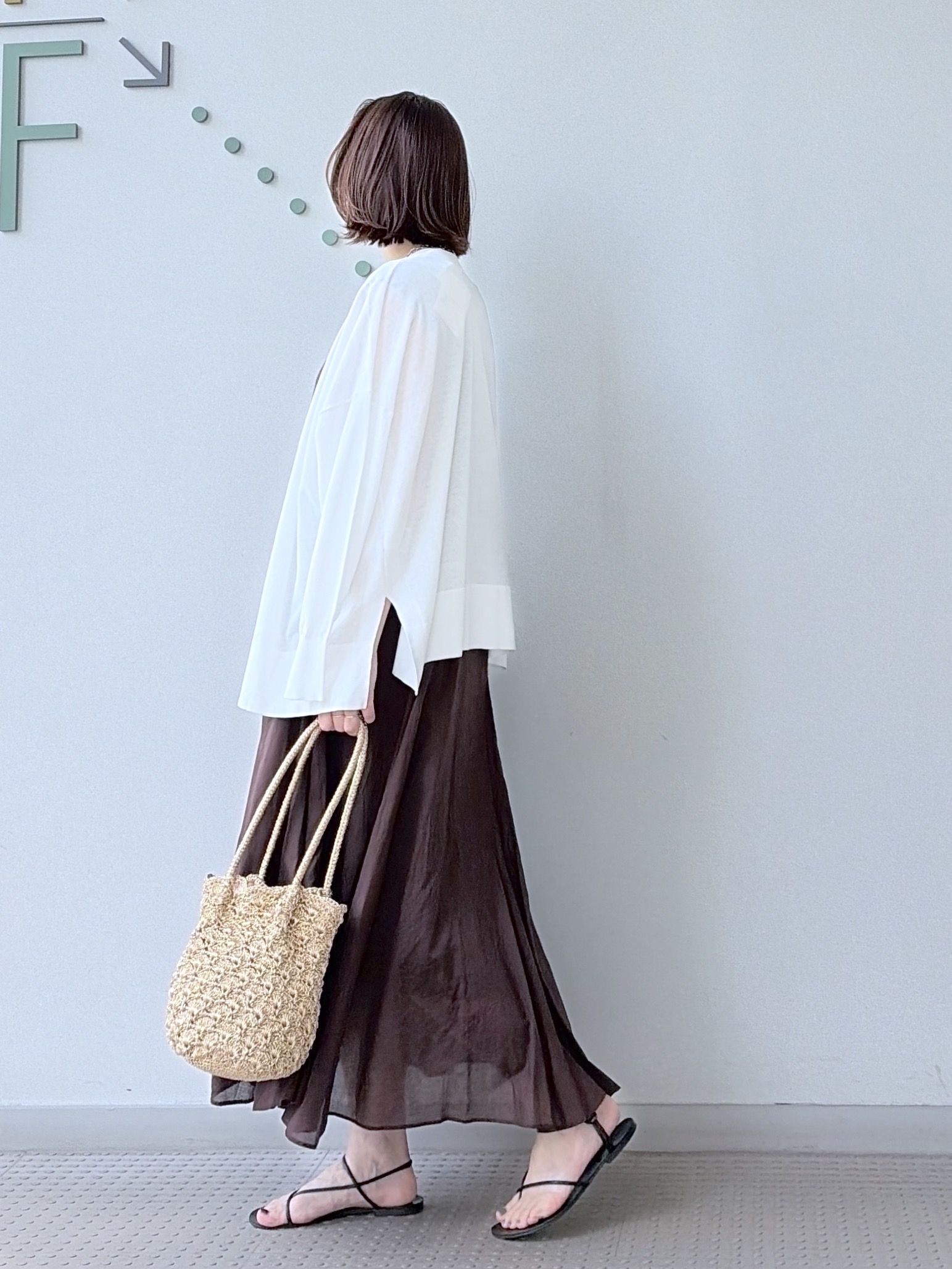 yoshikadoさんの「DRESSTERIOR｜【きれいめ/ウォッシャブル】コットンローンフレンチスリーブワンピ」を使ったコーディネート