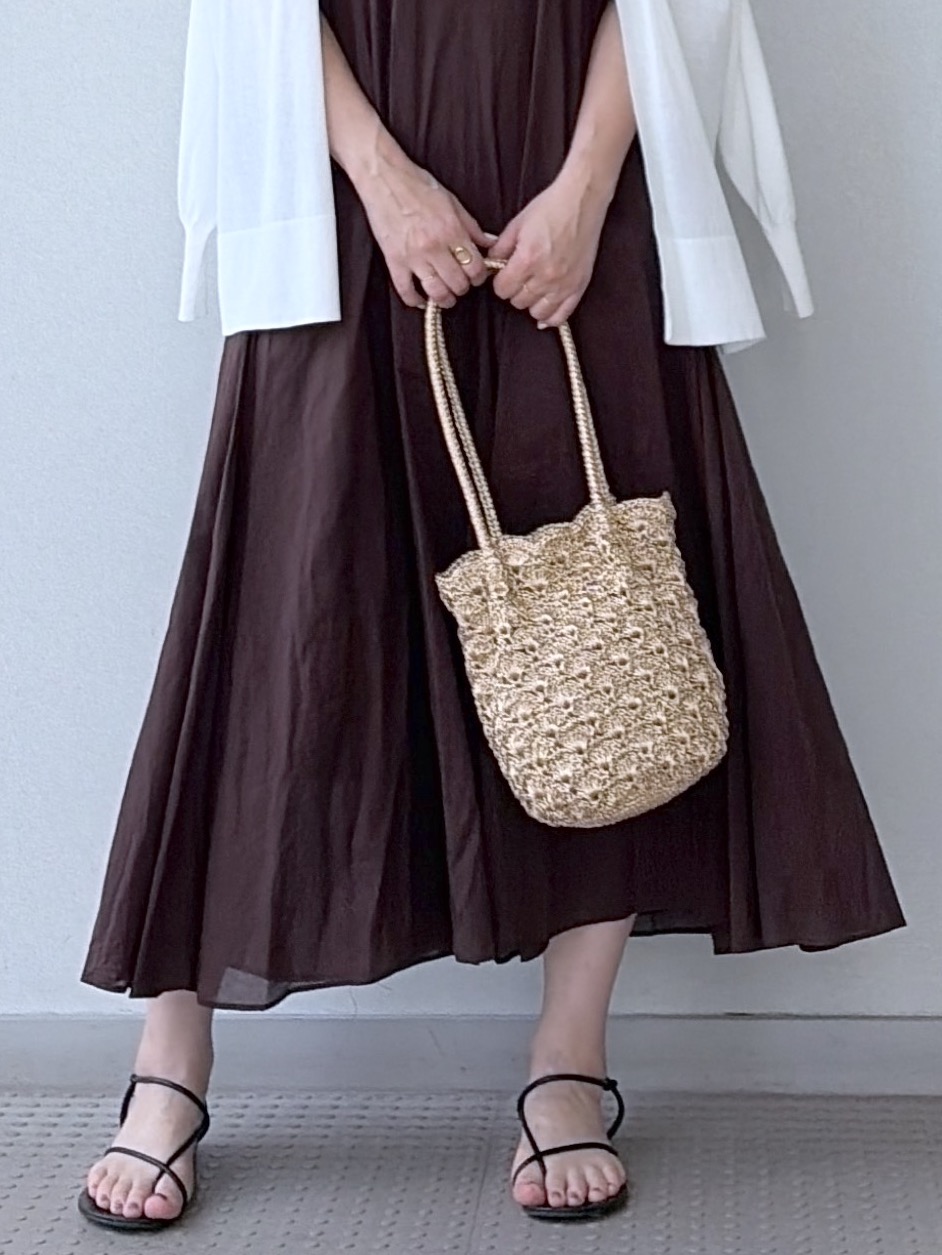 yoshikadoさんの「DRESSTERIOR｜【きれいめ/ウォッシャブル】コットンローンフレンチスリーブワンピ」を使ったコーディネート