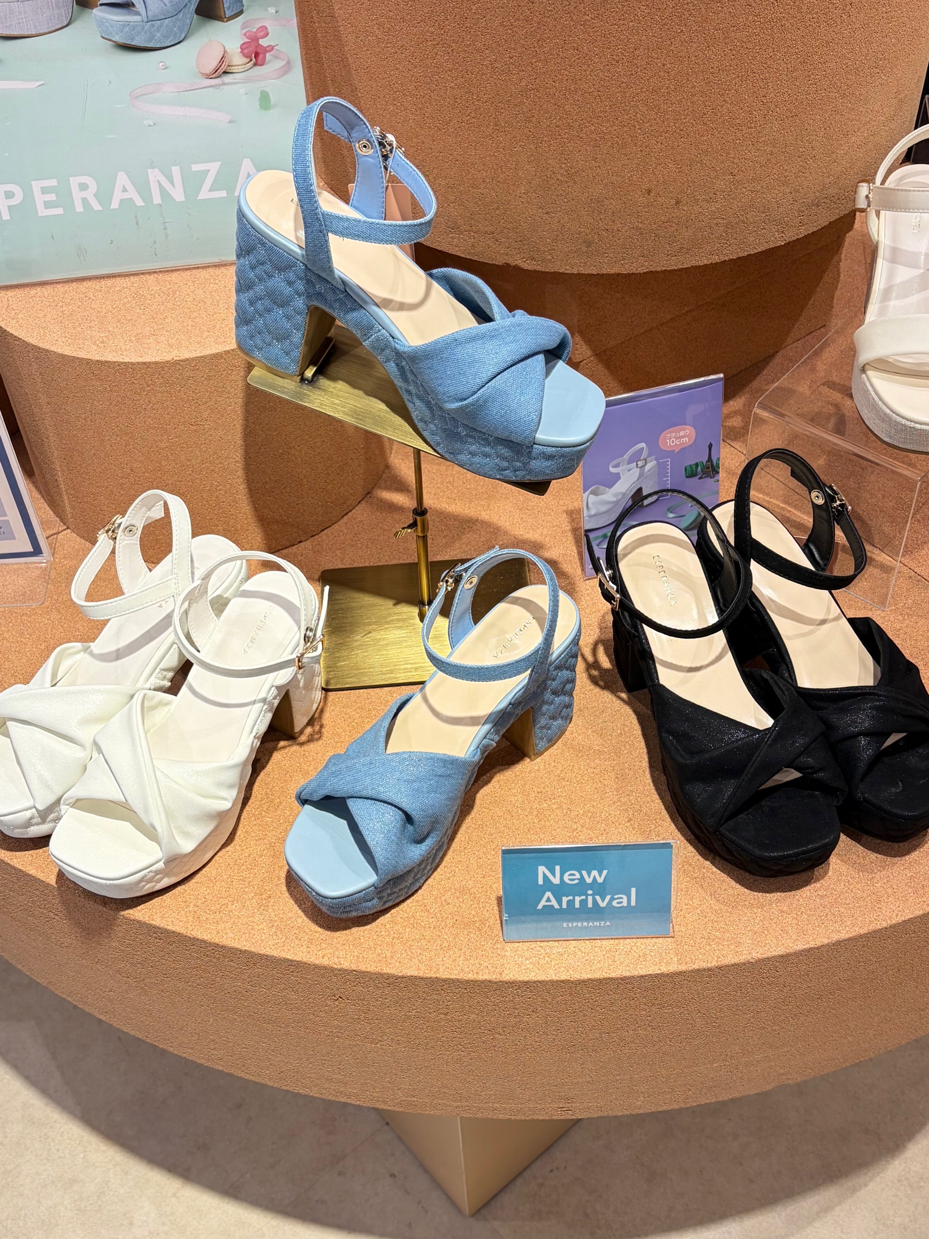 せらら⭐️さんの「ESPERANZA｜【ナチュ盛り/約10㎝】ナチュ盛りツイストサンダル」を使ったコーディネート