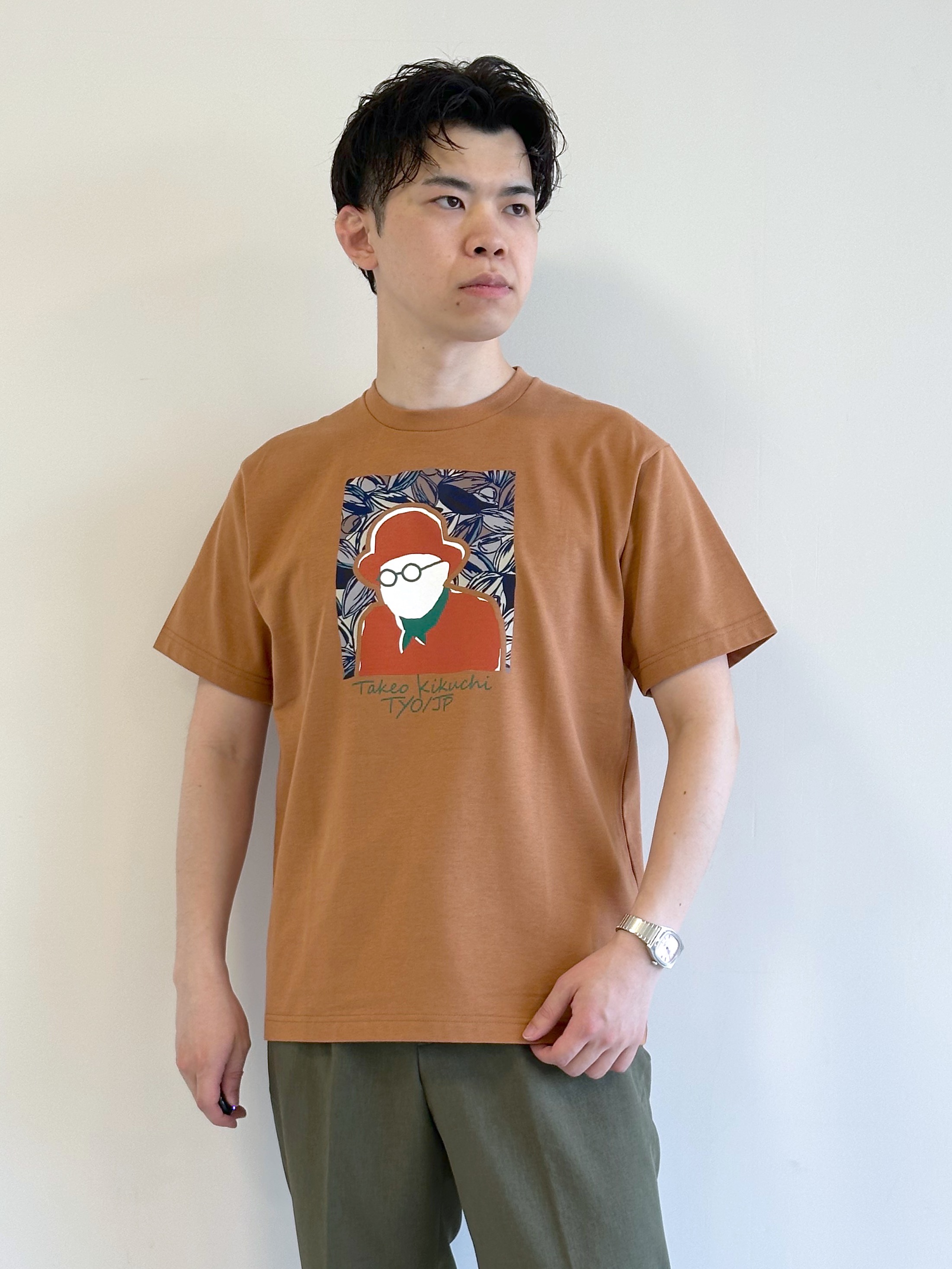 イッシーさんの「TAKEO KIKUCHI｜ポートレートアートＴシャツ」を使ったコーディネート