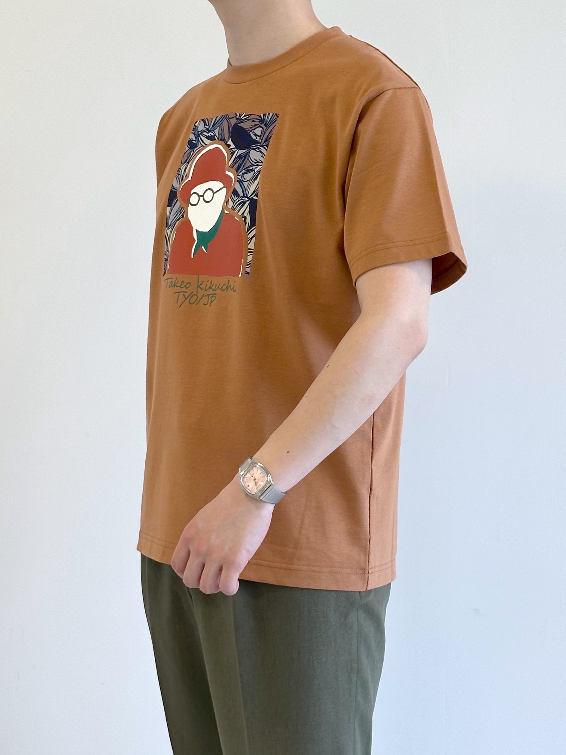 イッシーさんの「TAKEO KIKUCHI｜ポートレートアートＴシャツ」を使ったコーディネート