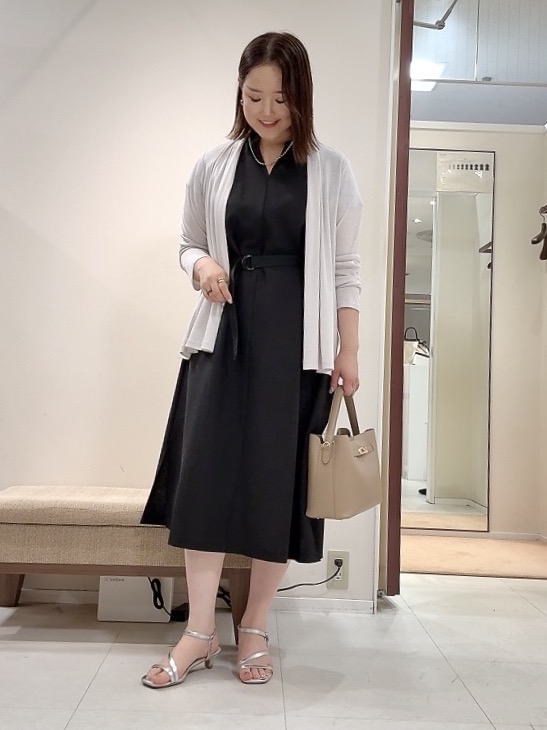 YUIさんの「UNTITLED｜【接触冷感/UVカット/遮熱機能】フライスジャージカーディガン」を使ったコーディネート