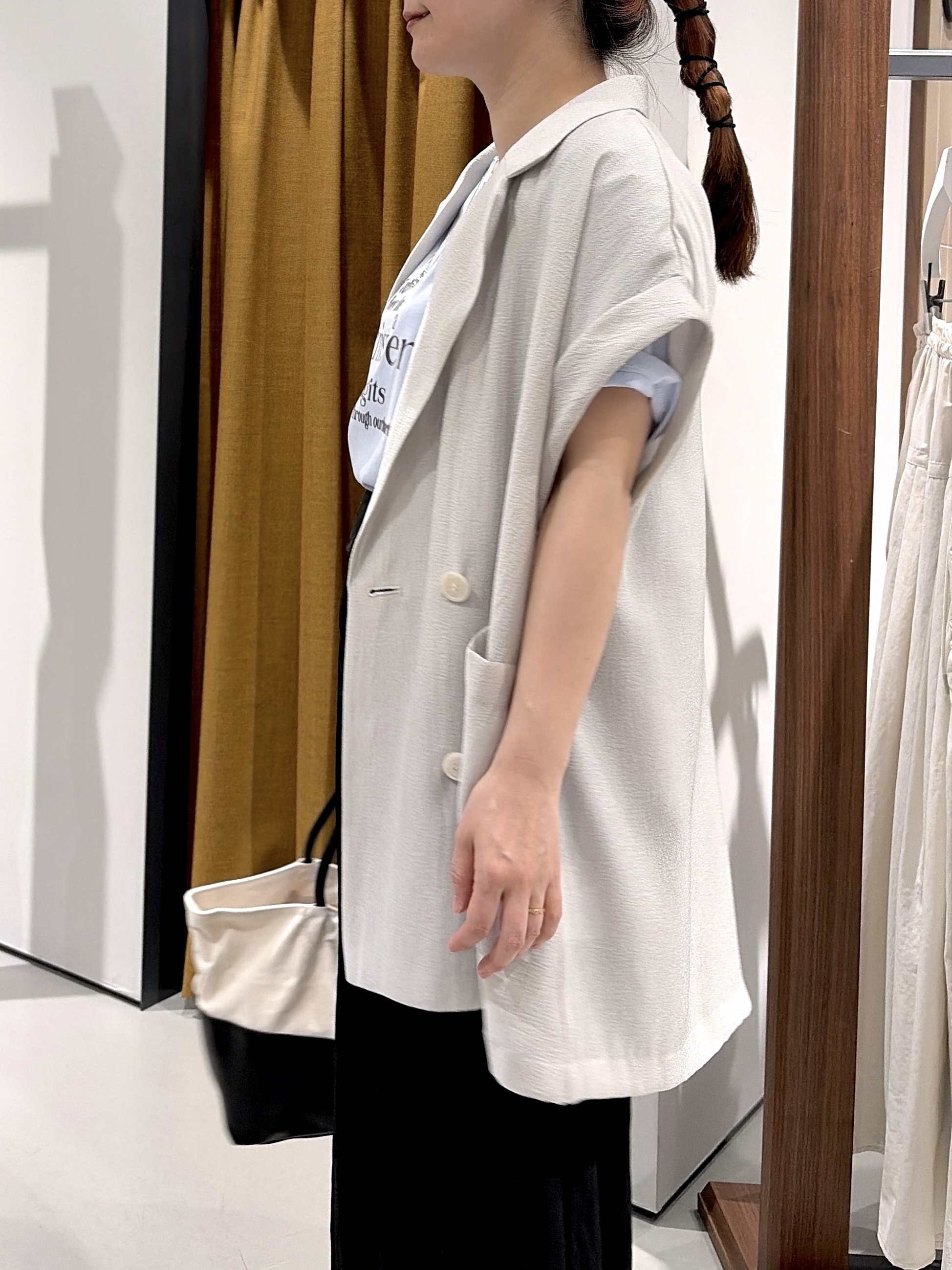 よねさんの「INDIVI｜ワッシャーシアーダブルジャケット」を使ったコーディネート