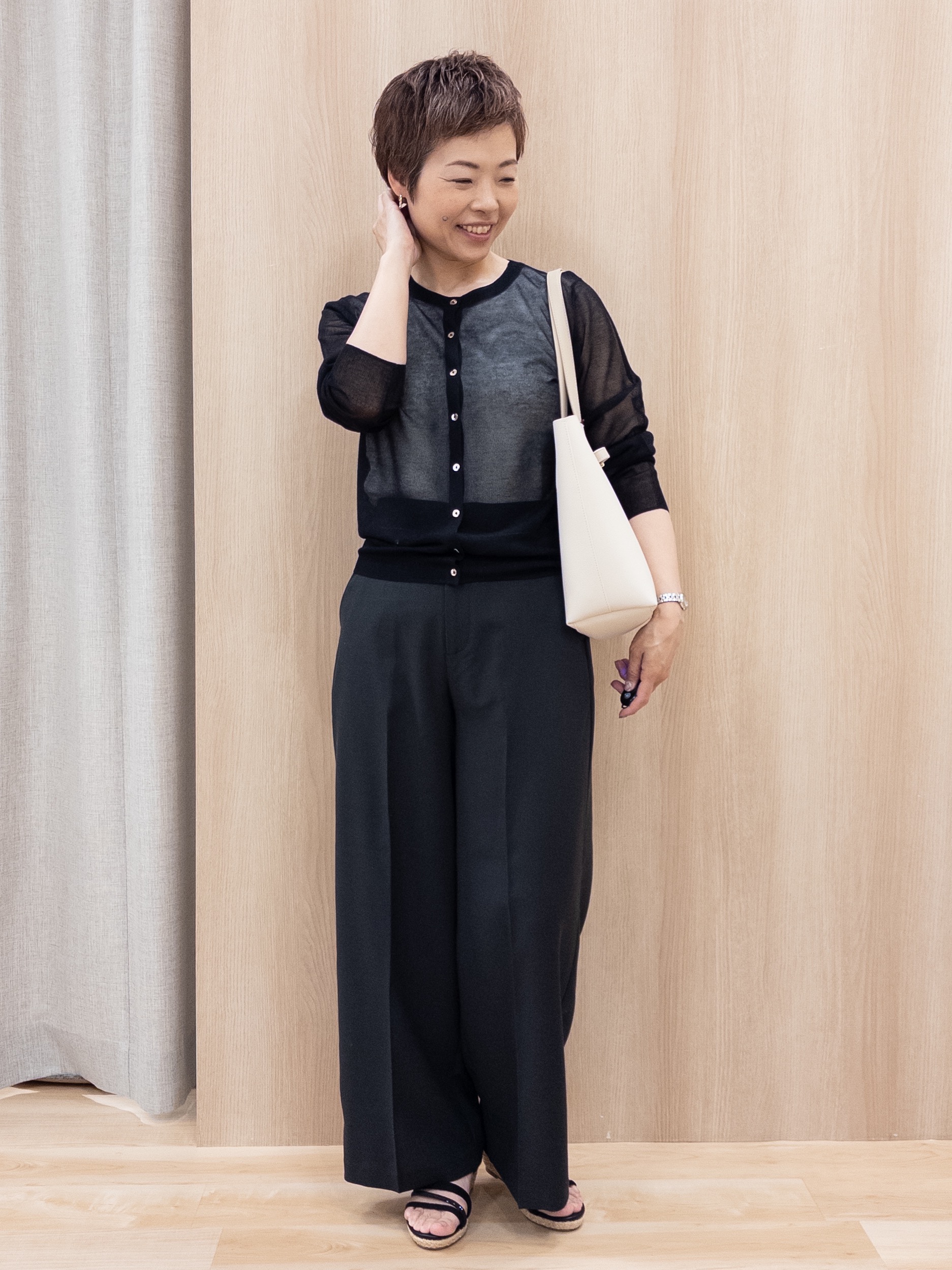 シュウコさんの「grove｜【貴島明日香さん着用】シアードッキングスクエアタンク」を使ったコーディネート