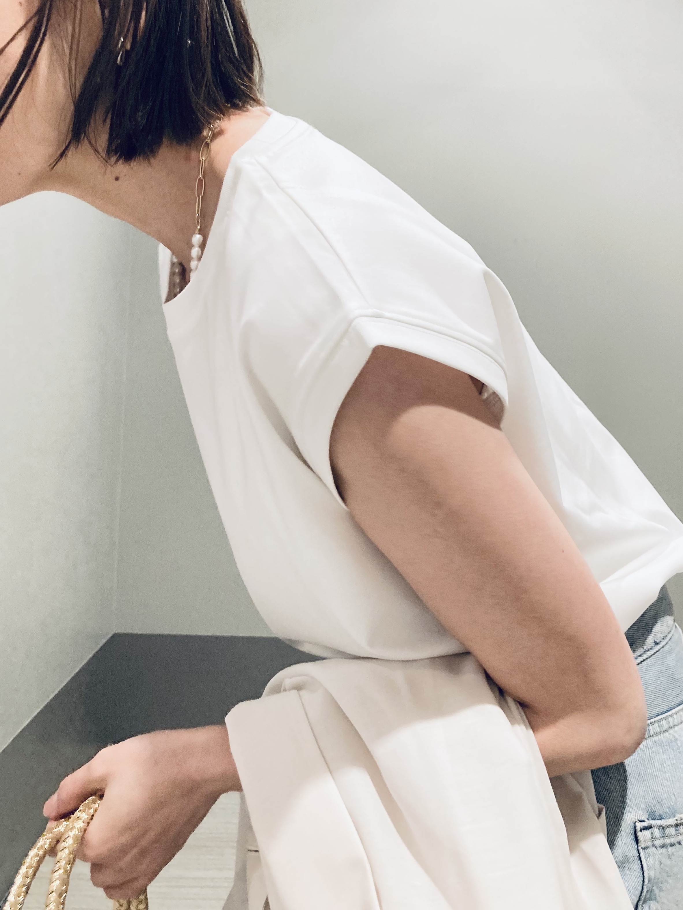 Furuさんの「DRESSTERIOR｜【接触冷感／抗菌防臭／消臭】アイスクリアコットンフレンチスリーブT」を使ったコーディネート