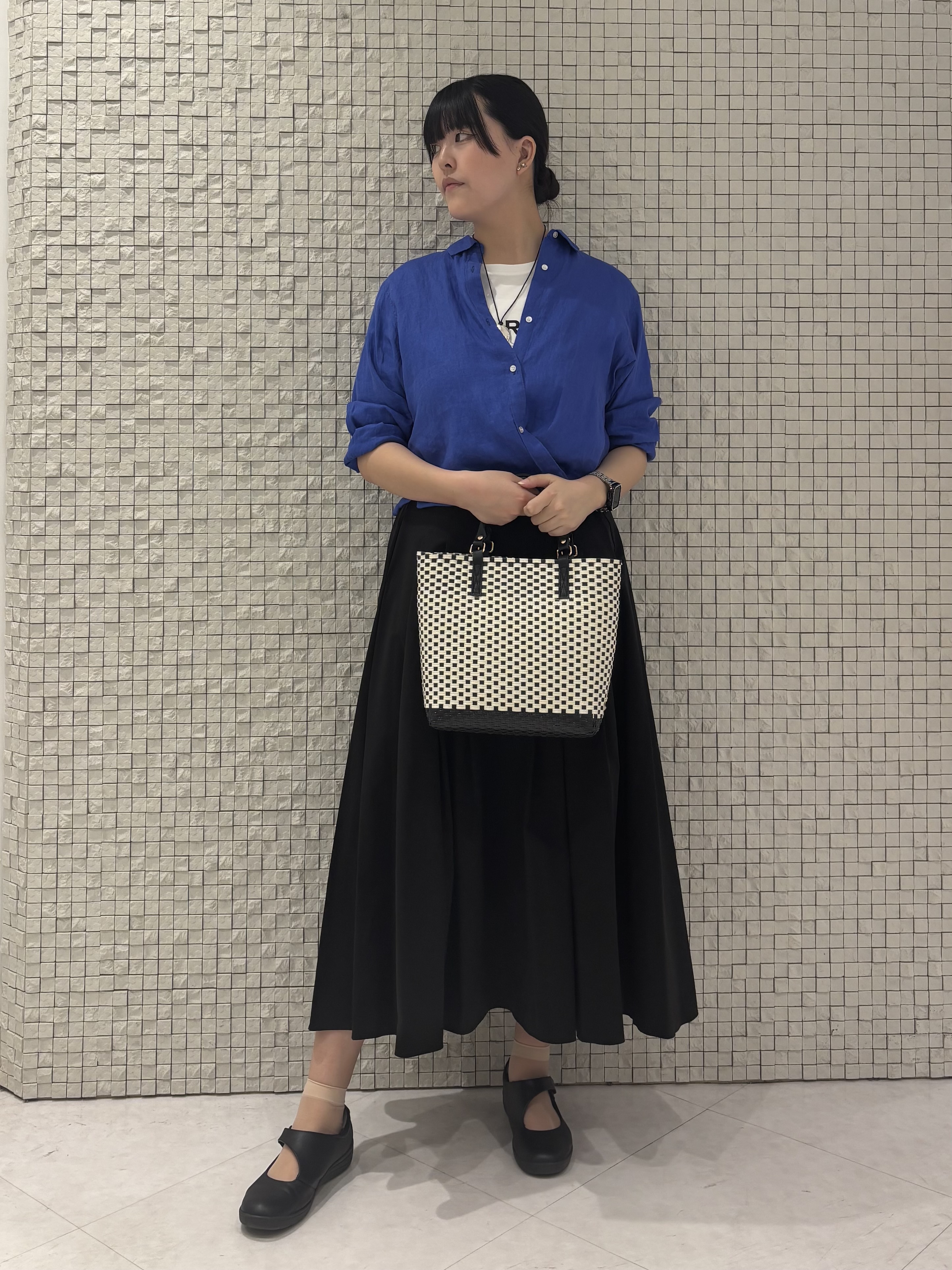 koharuさんの「INDIVI｜【接触冷感／2WAY】カシュクールリネンシャツ」を使ったコーディネート