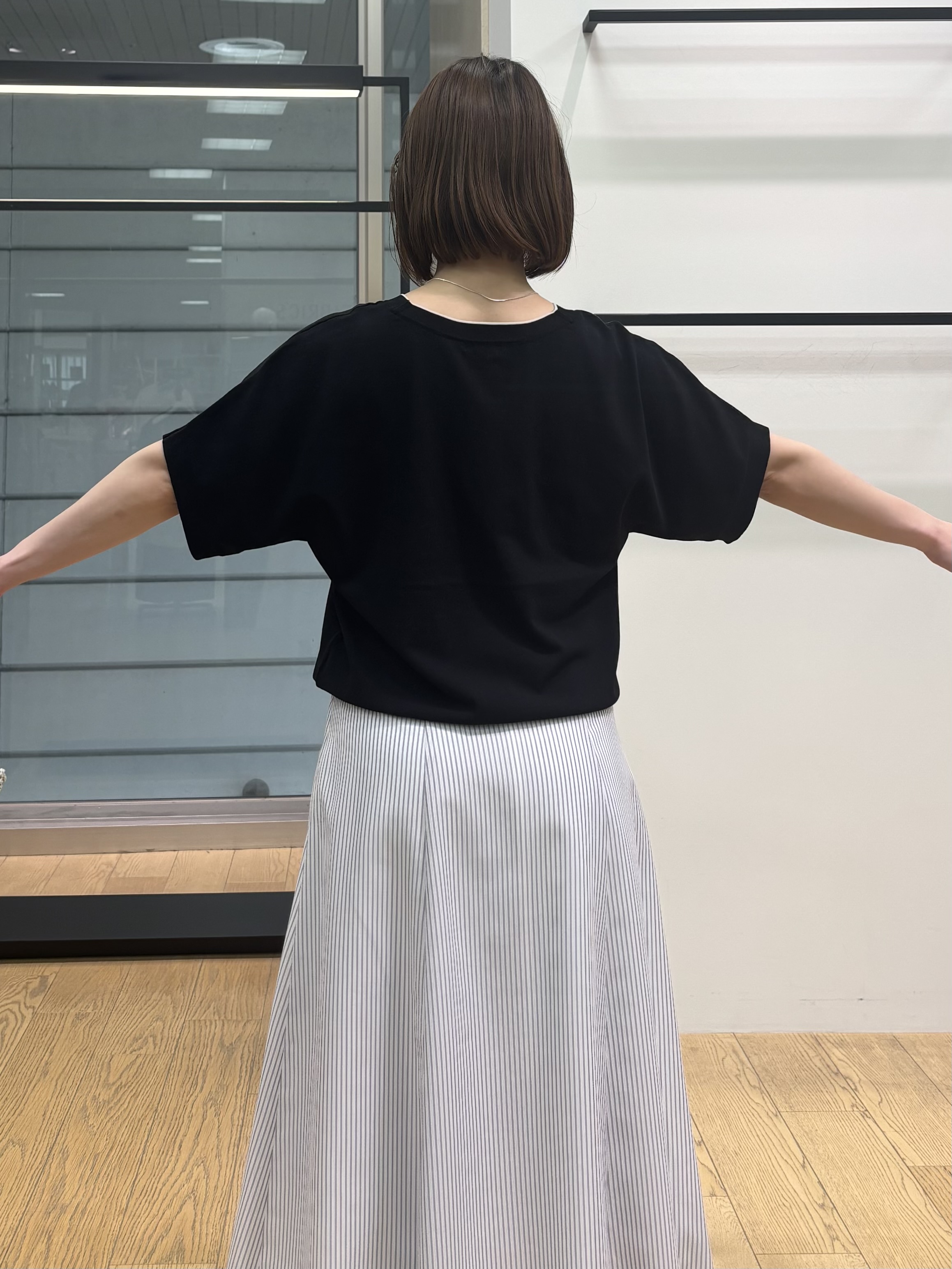 asamiさんの「INDIVI｜【洗える／コットン】ドライタッチさらりニットT」を使ったコーディネート