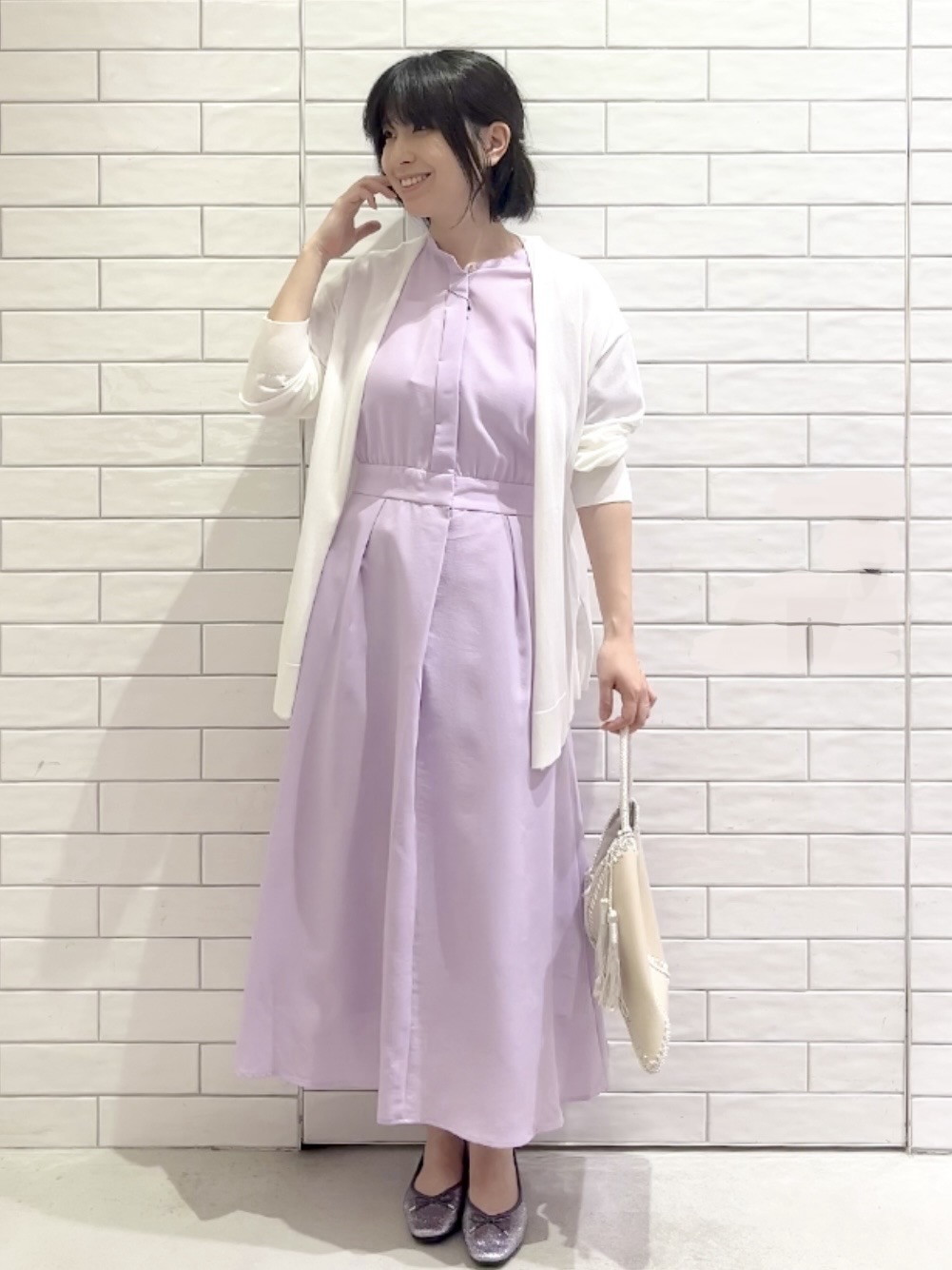 しおりさんの「OPAQUE.CLIP｜【接触冷感／吸水速乾】リネンライク シャツワンピース《洗濯機OK》」を使ったコーディネート