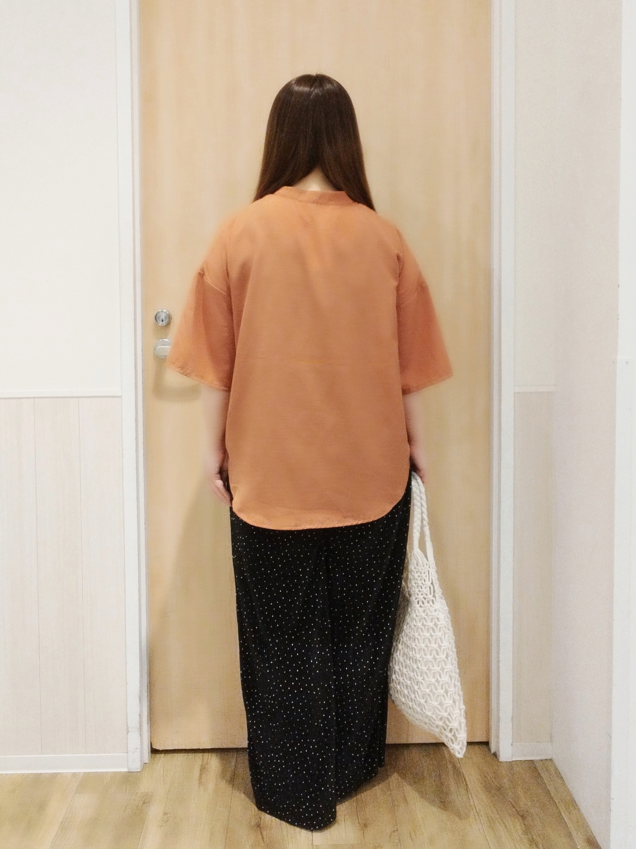 mさんの「SHOO･LA･RUE｜【洗濯機可/S-LL】大人の抜け感 ゆるっと5分袖シャツ」を使ったコーディネート