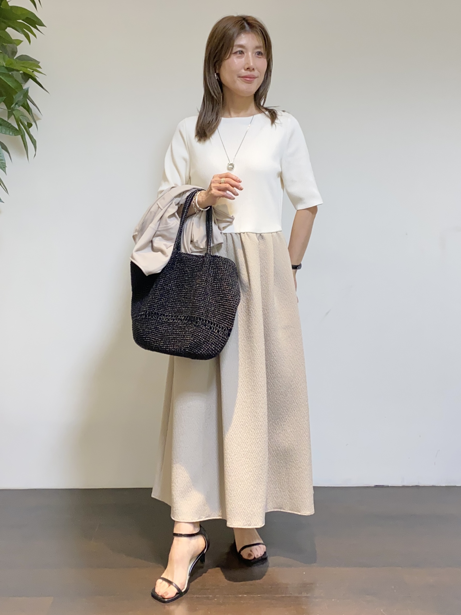 tomoさんの「UNTITLED｜【古畑星夏さん着用/洗える】シアーブルゾン」を使ったコーディネート