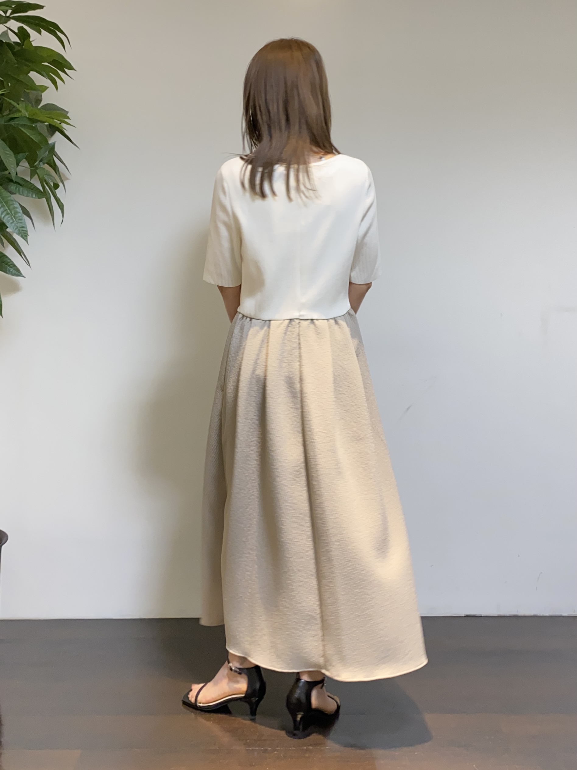 tomoさんの「UNTITLED｜【古畑星夏さん着用/洗える】シアーブルゾン」を使ったコーディネート