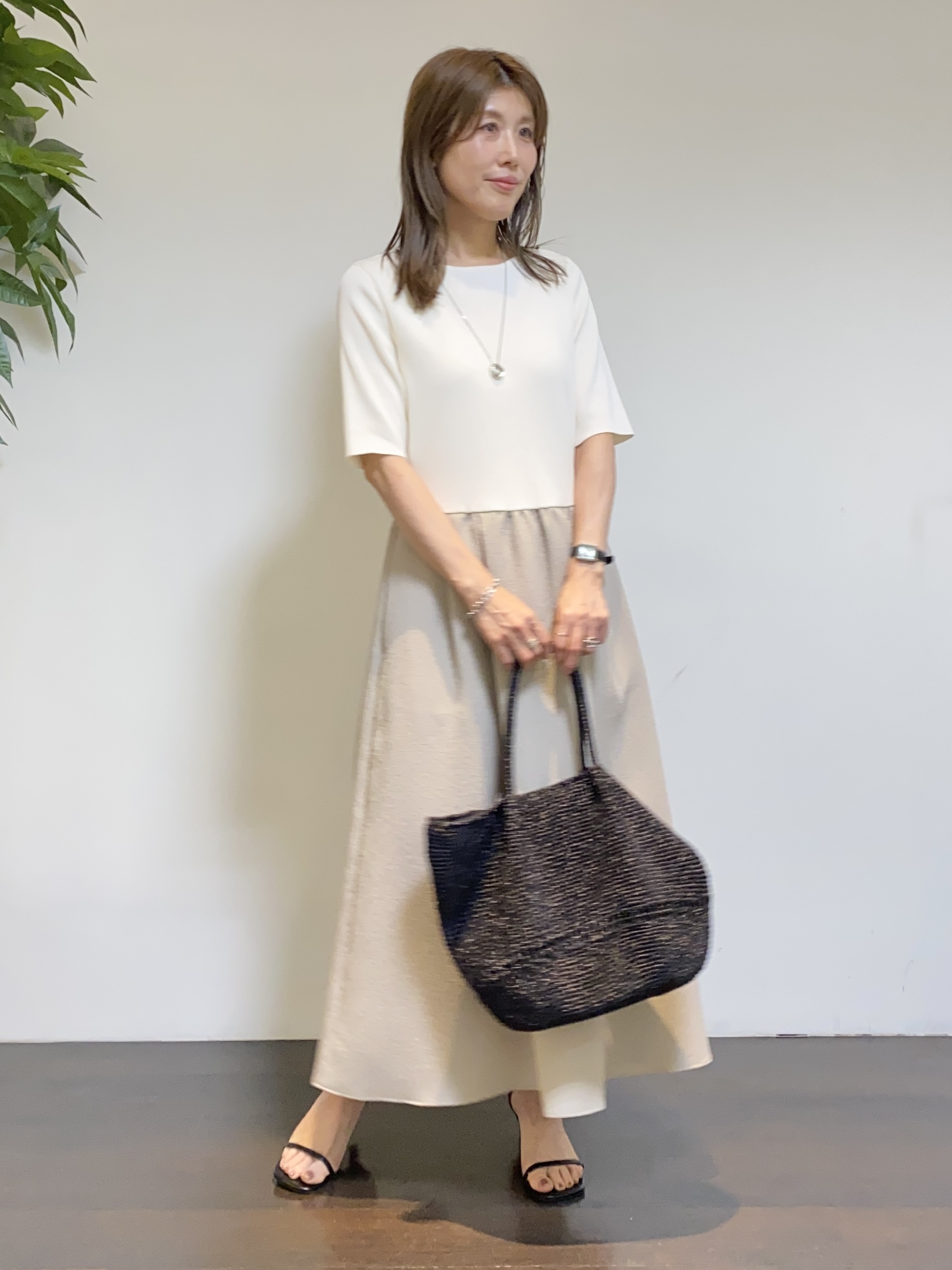 tomoさんの「UNTITLED｜【古畑星夏さん着用/洗える】シアーブルゾン」を使ったコーディネート
