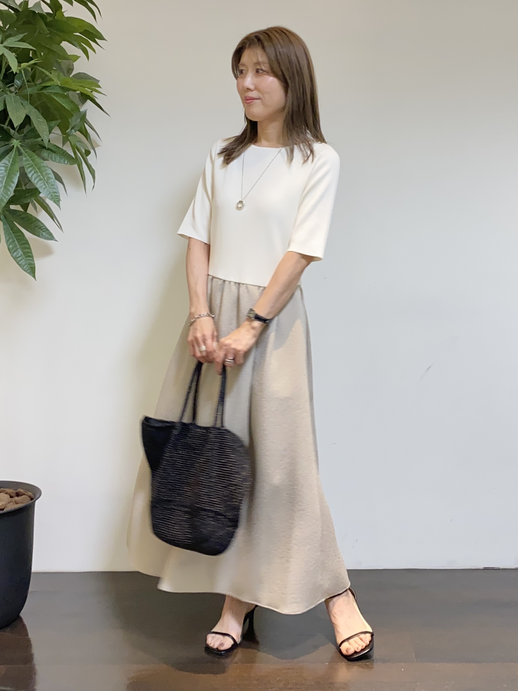 tomoさんの「UNTITLED｜【古畑星夏さん着用/洗える】シアーブルゾン」を使ったコーディネート
