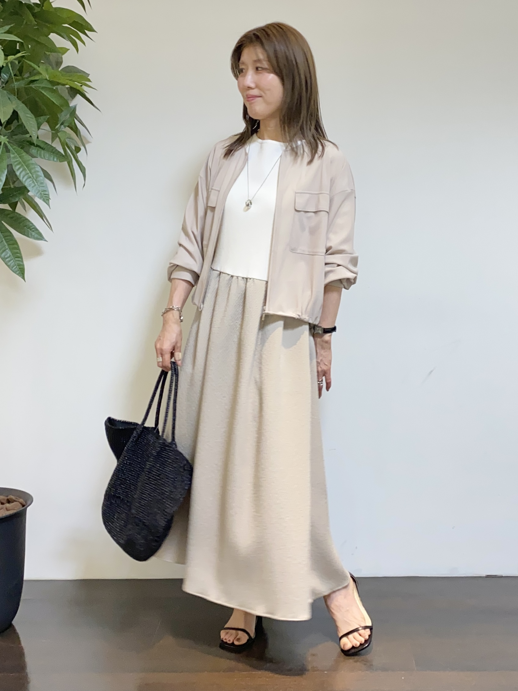 tomoさんの「UNTITLED｜【古畑星夏さん着用/洗える】シアーブルゾン」を使ったコーディネート