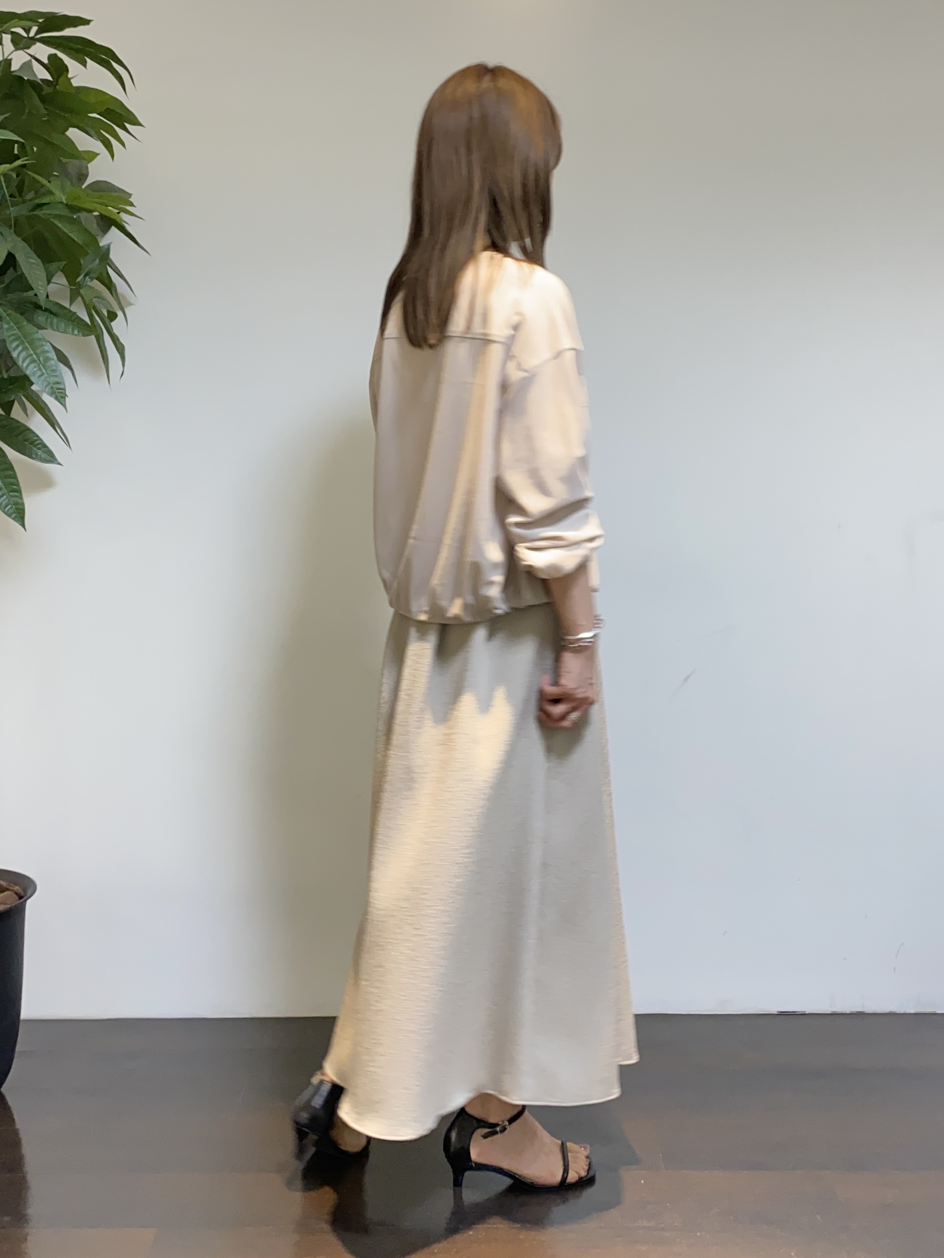 tomoさんの「UNTITLED｜【古畑星夏さん着用/洗える】シアーブルゾン」を使ったコーディネート